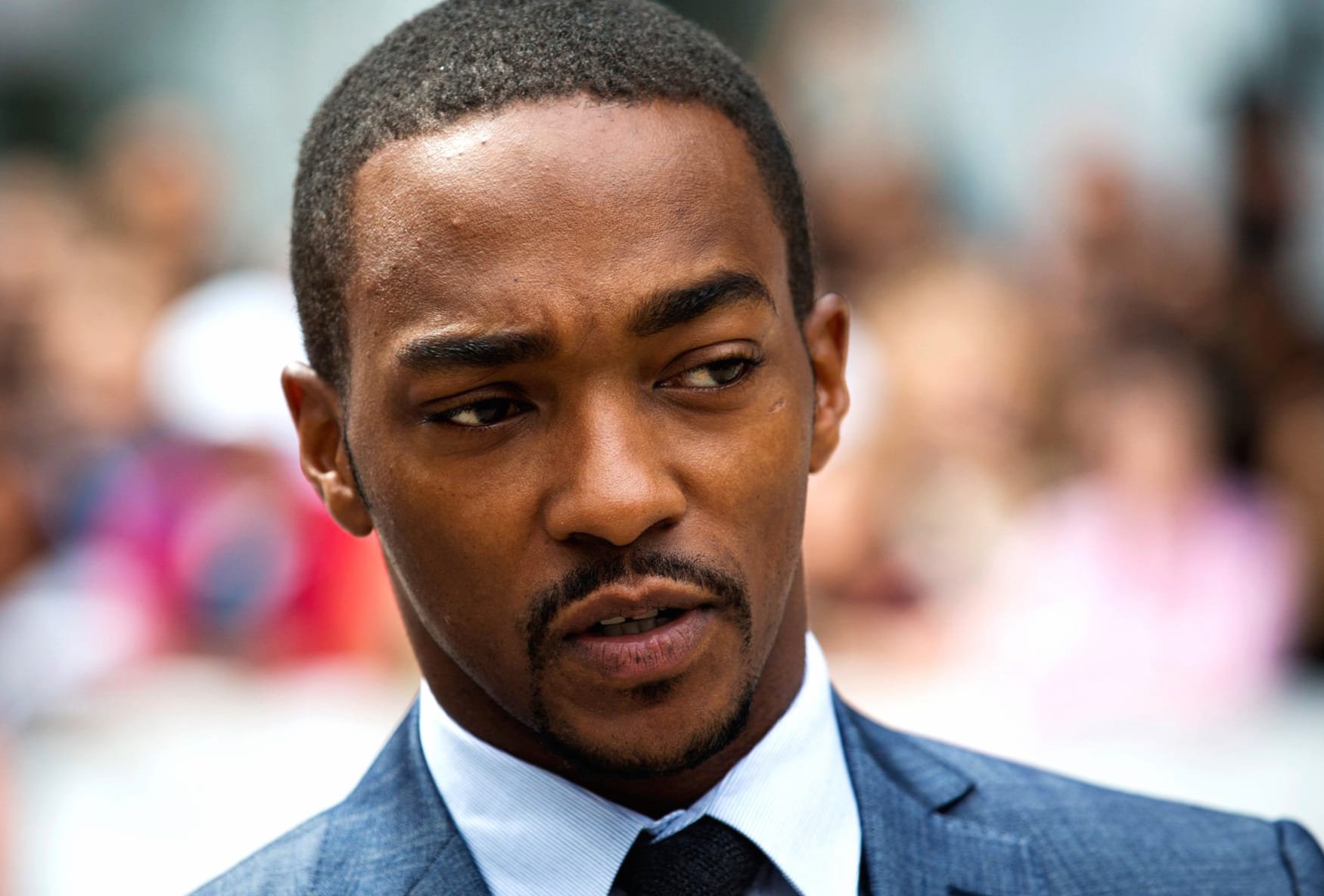 Anthony Mackie at 2048 x 2048 iPad size wallpapers HD quality