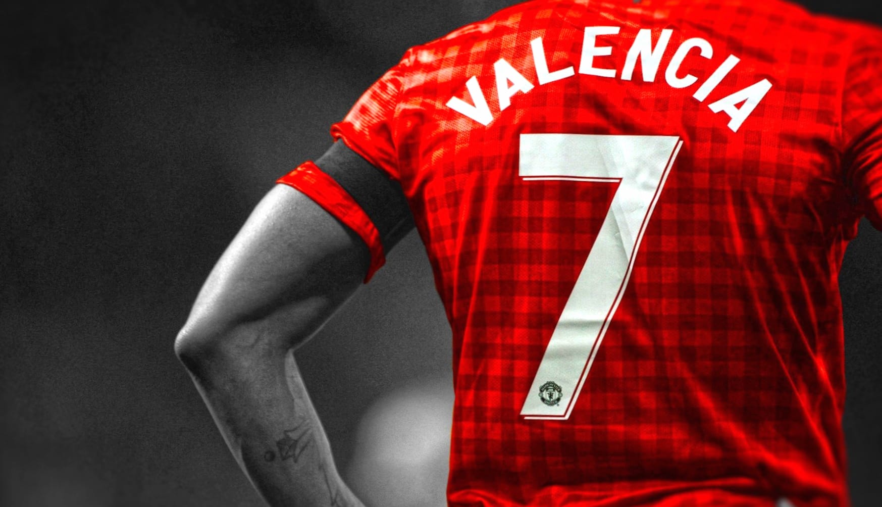 Antonio Valencia at 1334 x 750 iPhone 7 size wallpapers HD quality