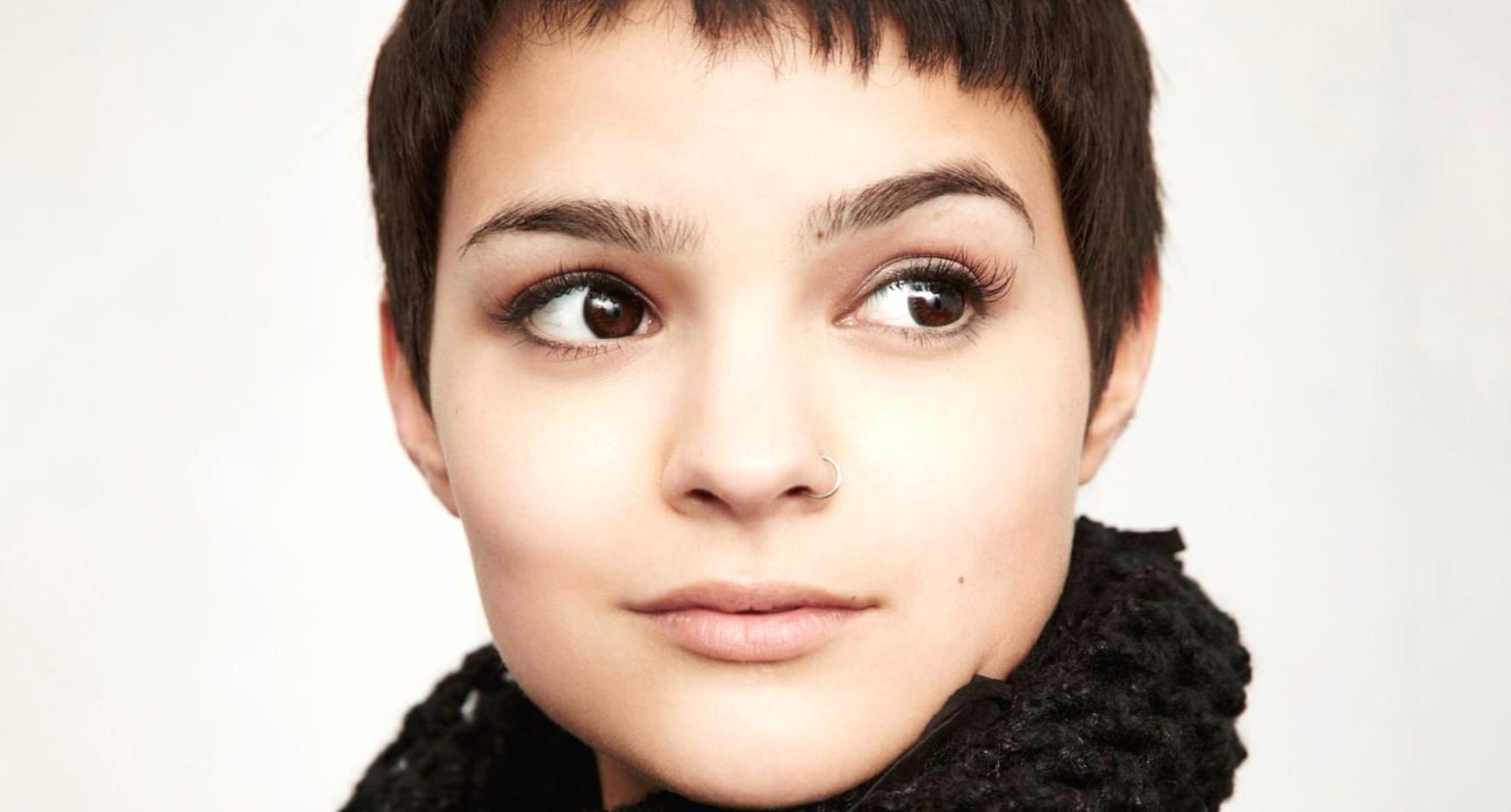 Brianna Hildebrand at 640 x 960 iPhone 4 size wallpapers HD quality