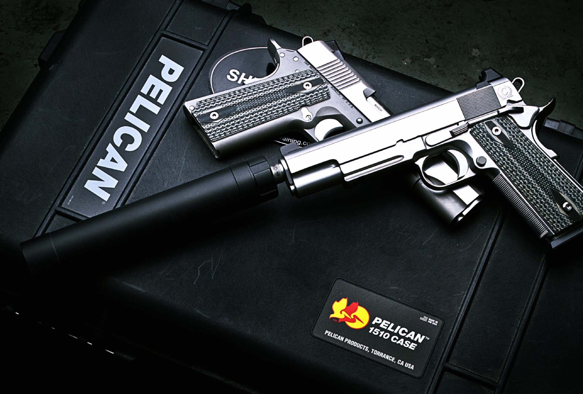 Dan Wesson 1911 at 1152 x 864 size wallpapers HD quality