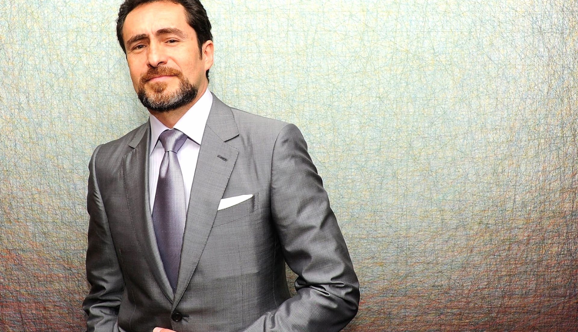 Demian Bichir at 1024 x 768 size wallpapers HD quality