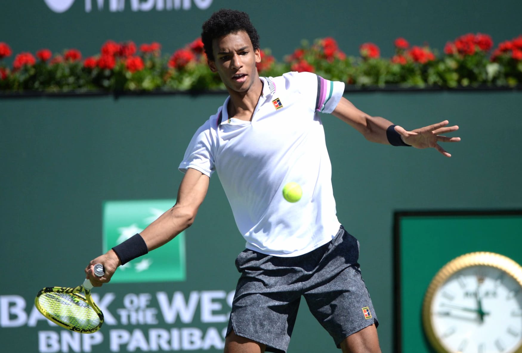 Felix Auger Aliassime at 1280 x 960 size wallpapers HD quality
