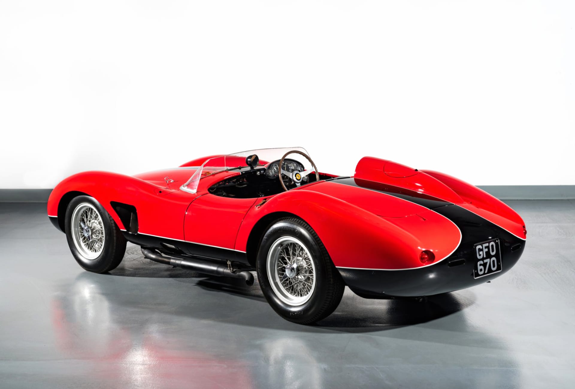Ferrari 500 TRC at 320 x 480 iPhone size wallpapers HD quality