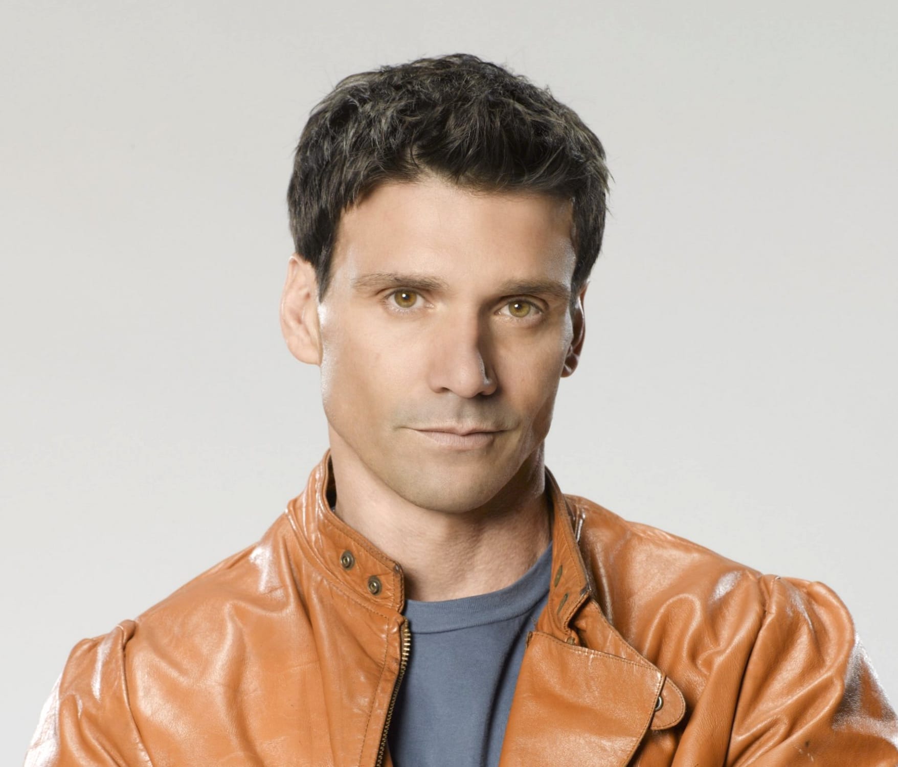 Frank Grillo at 640 x 960 iPhone 4 size wallpapers HD quality
