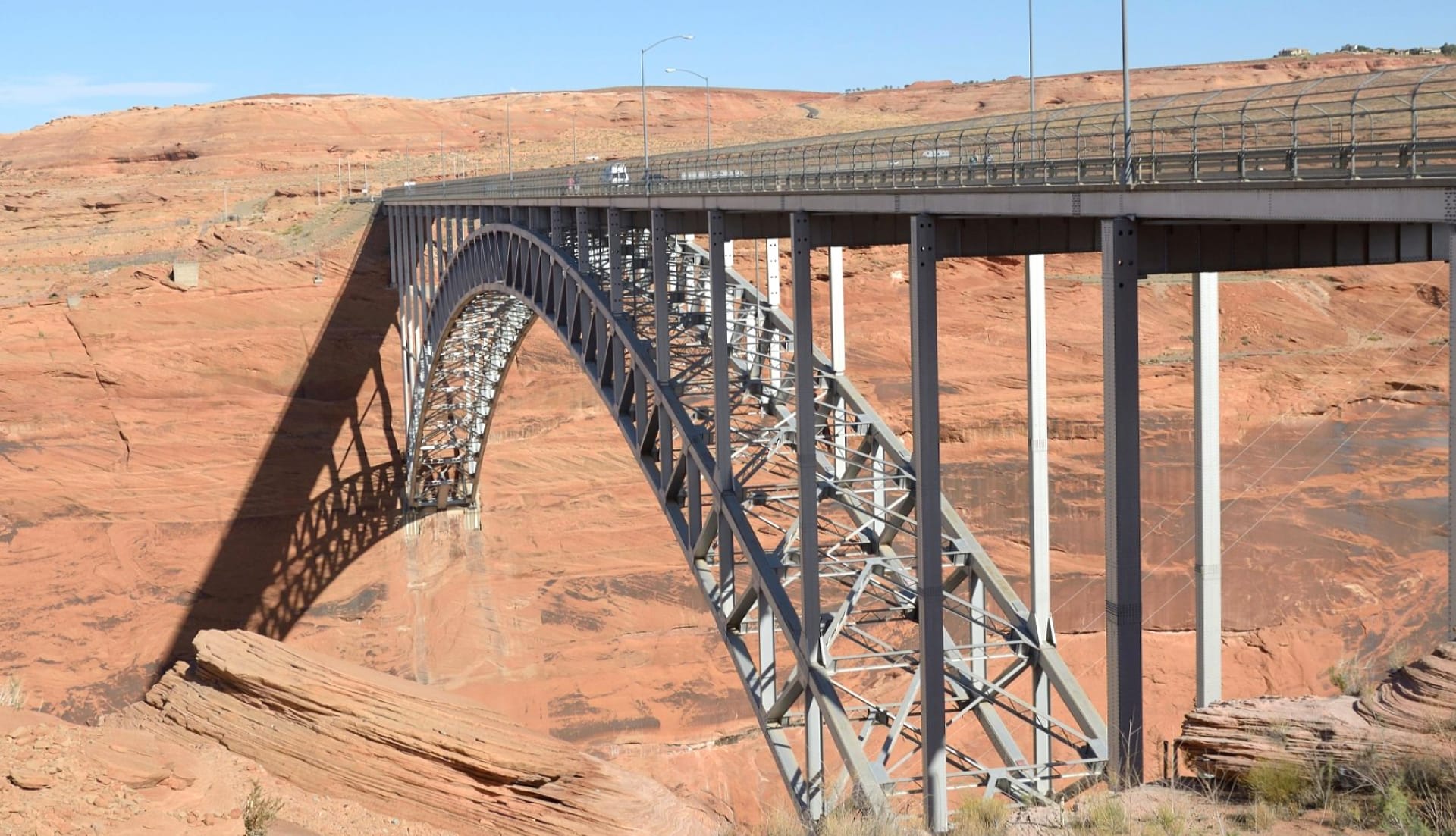 Glen Canyon Dam Bridge at 640 x 960 iPhone 4 size wallpapers HD quality