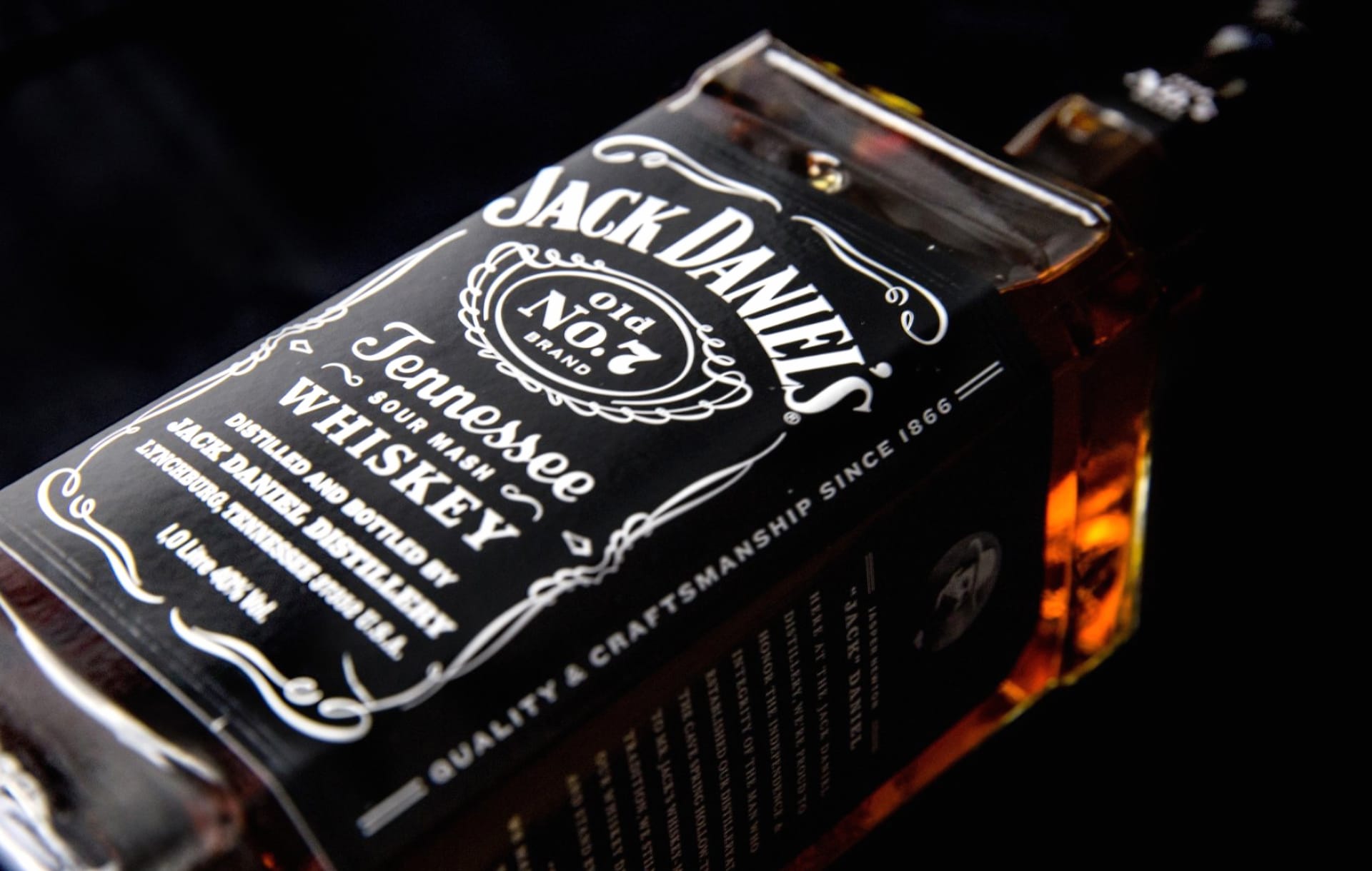 Jack Daniels at 1600 x 1200 size wallpapers HD quality
