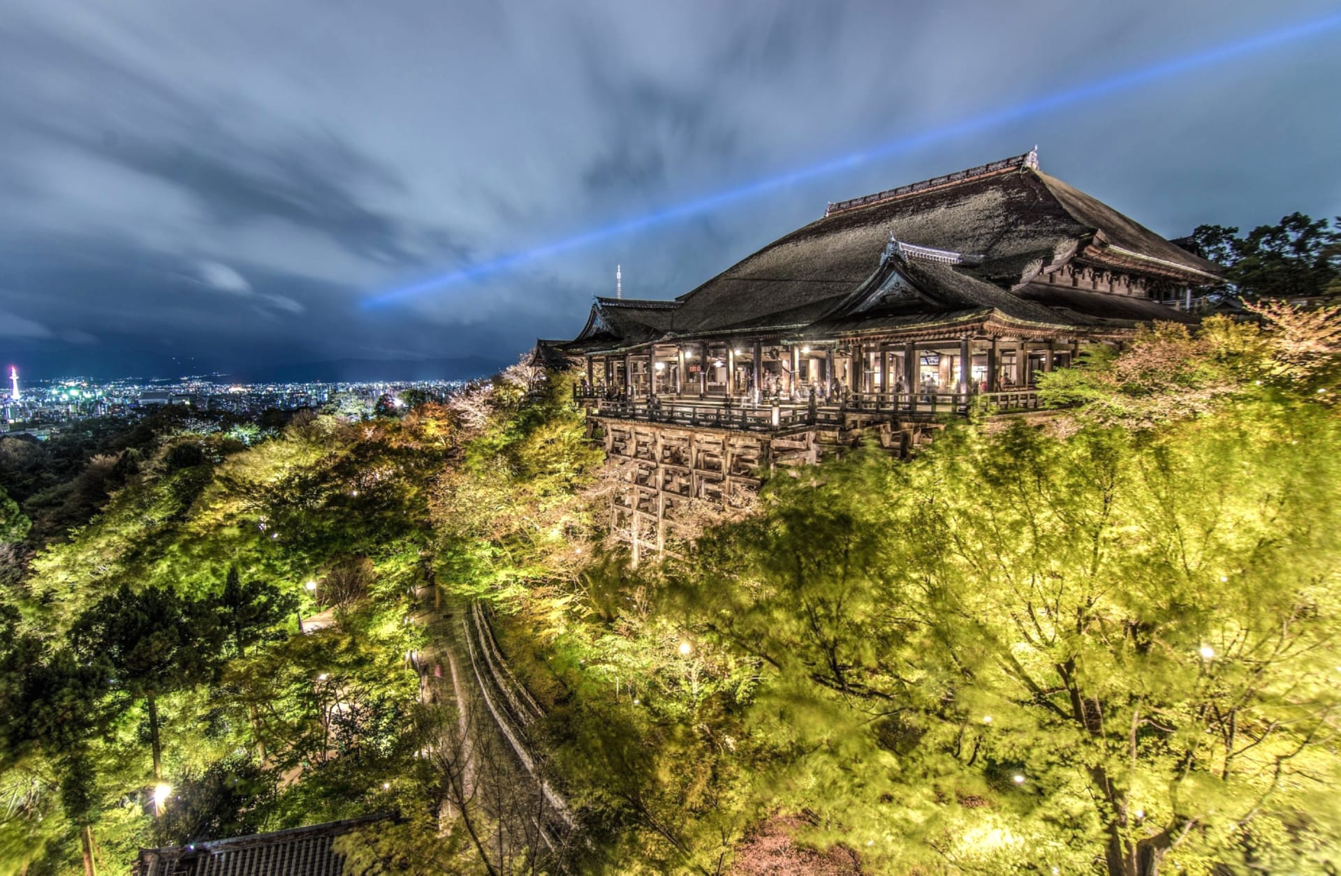 Kiyomizu-dera at 1024 x 768 size wallpapers HD quality