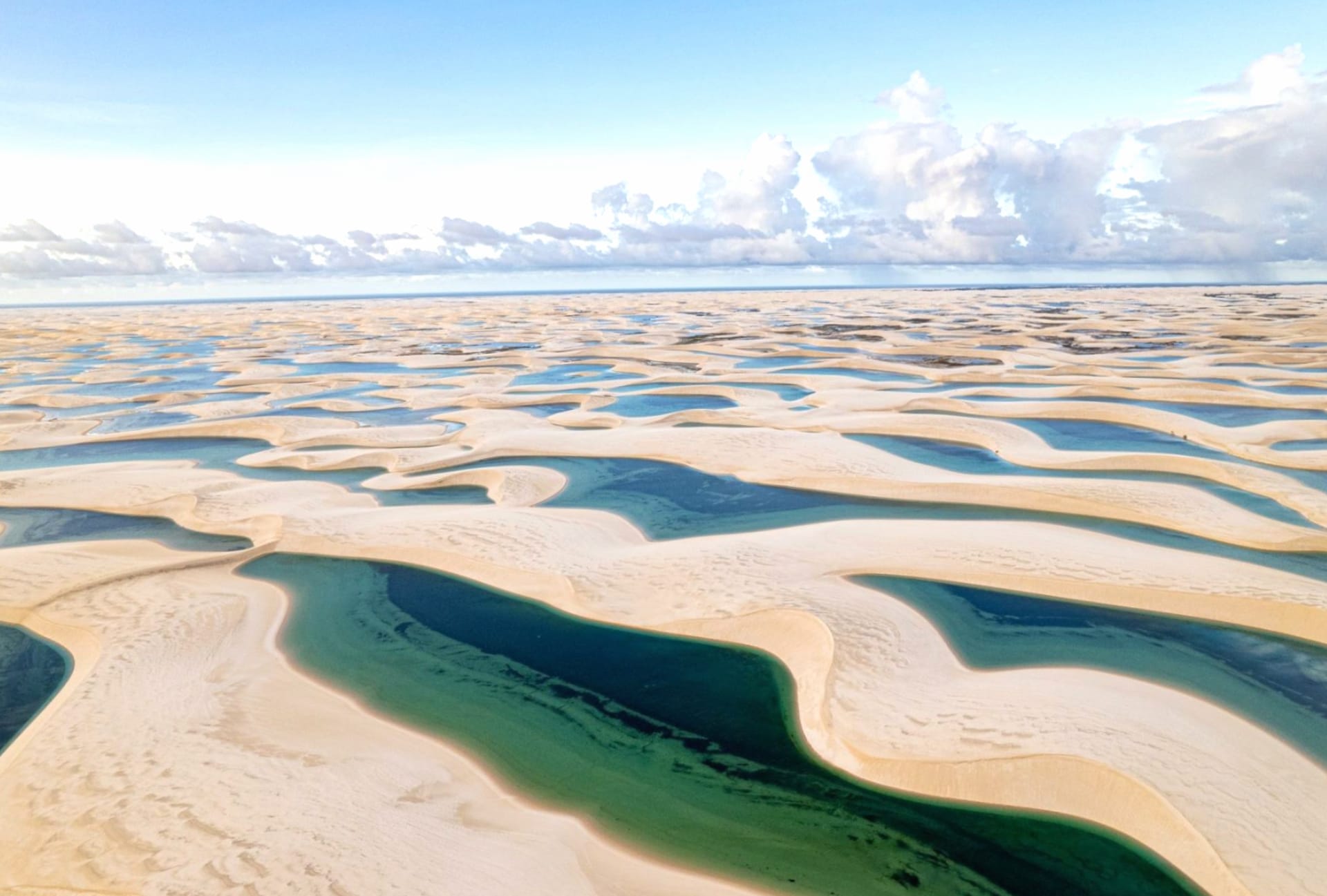 Lencois Maranhenses National Park at 750 x 1334 iPhone 6 size wallpapers HD quality