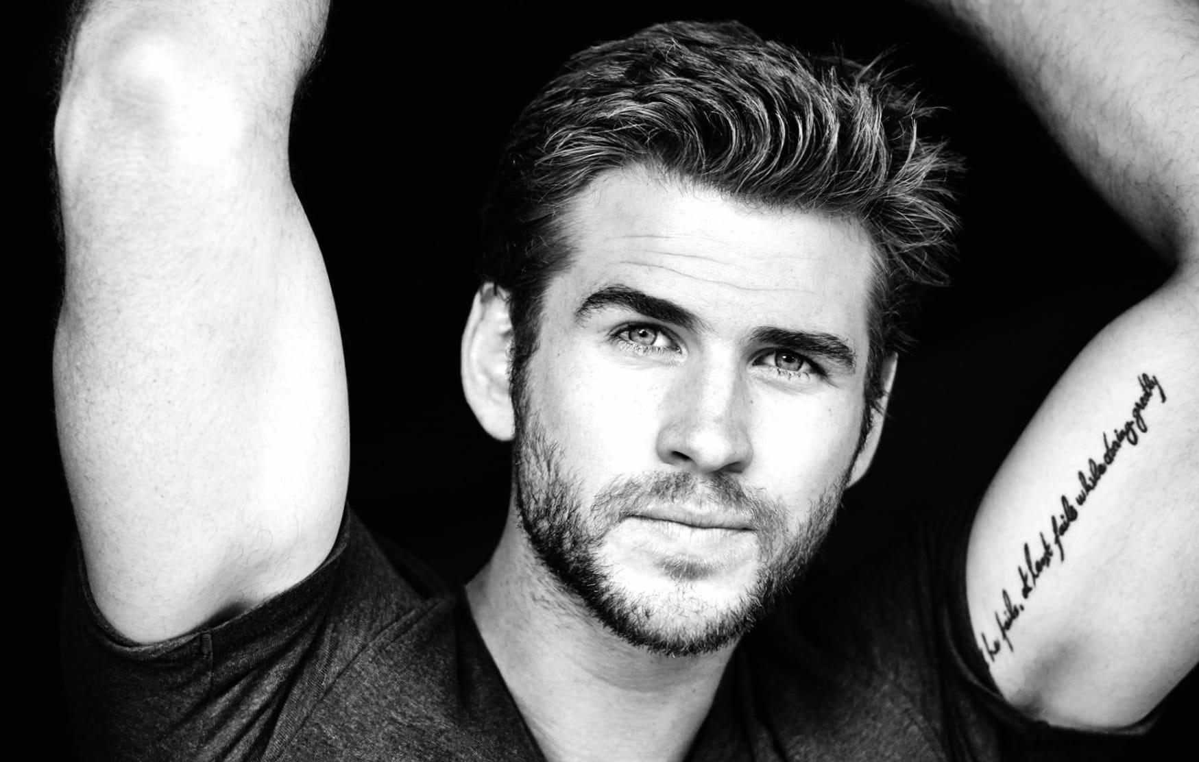 Liam Hemsworth at 1280 x 960 size wallpapers HD quality