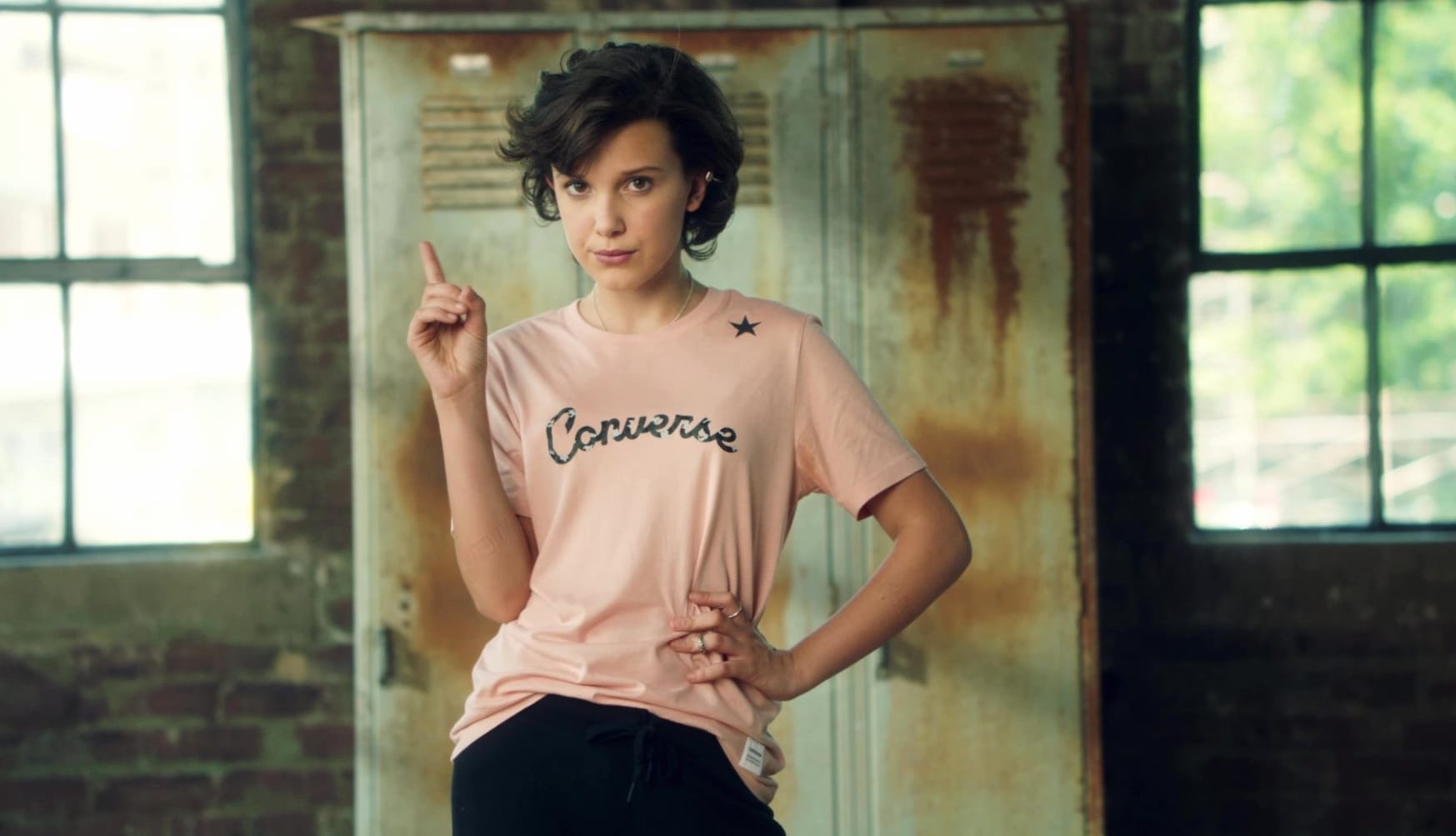 Millie Bobby Brown at 1152 x 864 size wallpapers HD quality