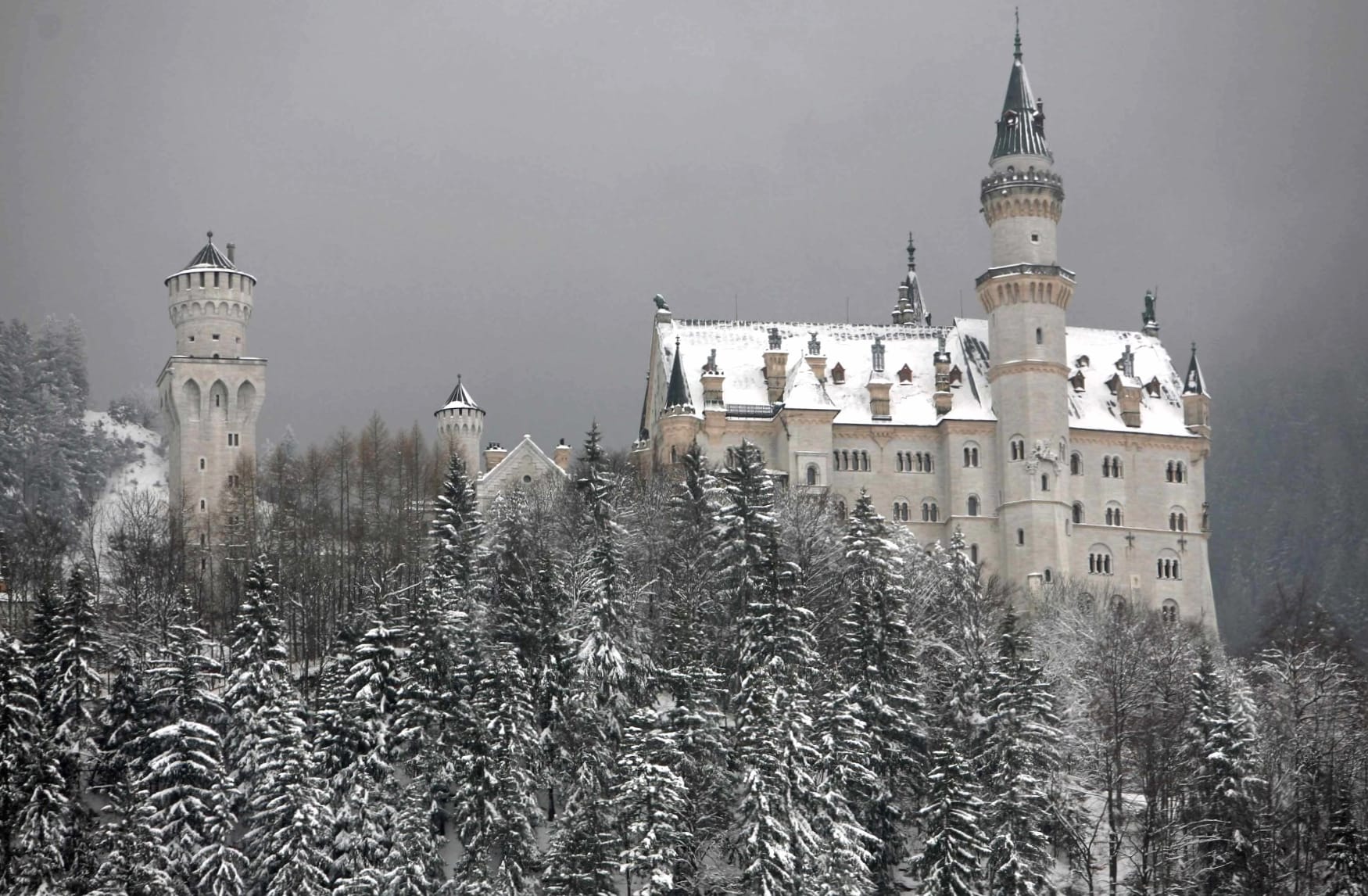 Neuschwanstein Castle, Germany at 640 x 960 iPhone 4 size wallpapers HD quality