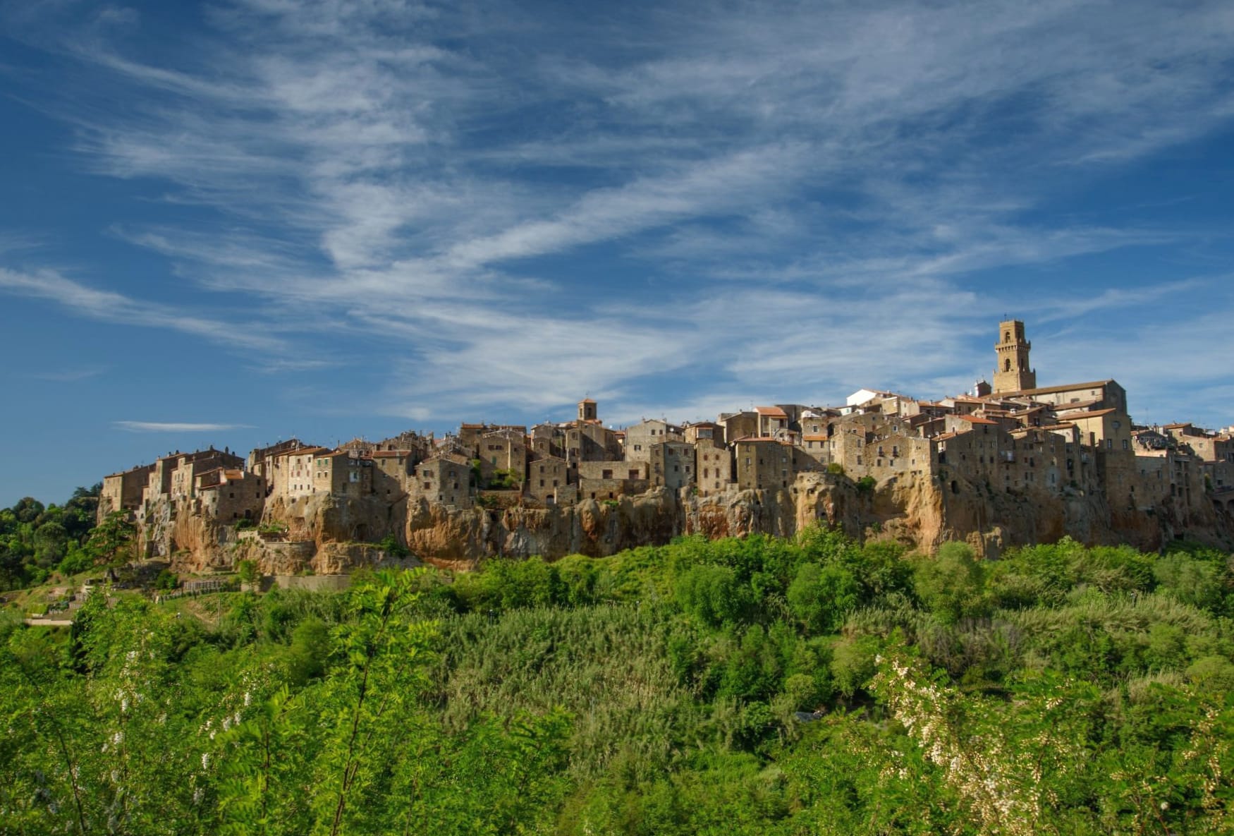 Pitigliano at 750 x 1334 iPhone 6 size wallpapers HD quality