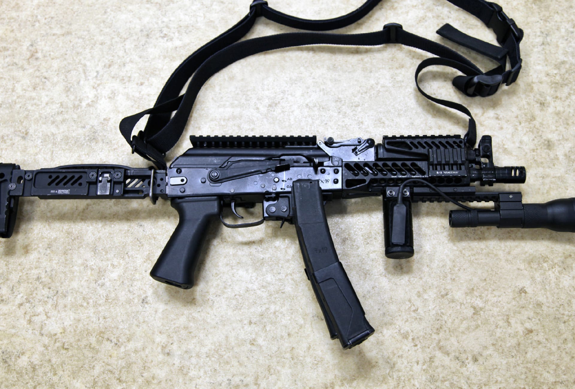 PP-19-01 Vityaz-SN at 640 x 960 iPhone 4 size wallpapers HD quality