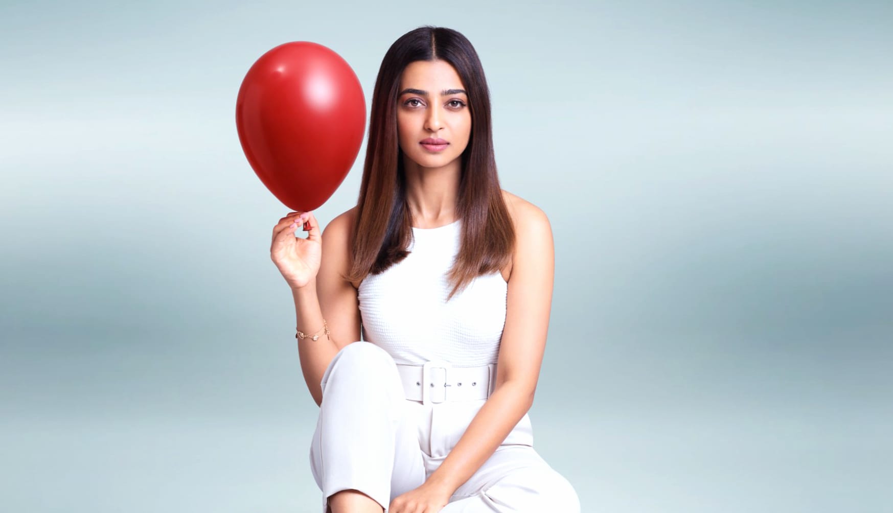 Radhika Apte at 1152 x 864 size wallpapers HD quality