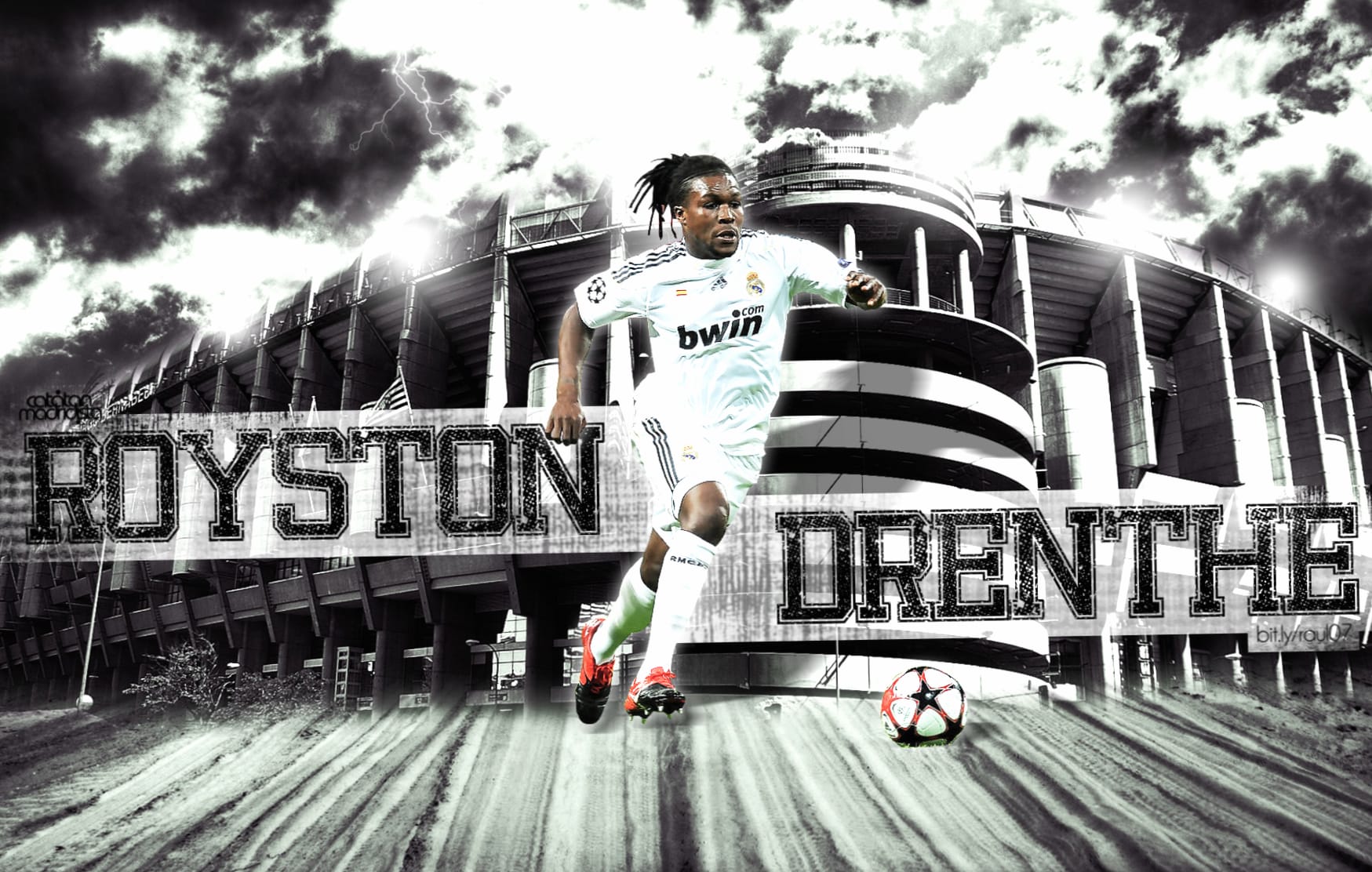 Royston Drenthe at 320 x 480 iPhone size wallpapers HD quality