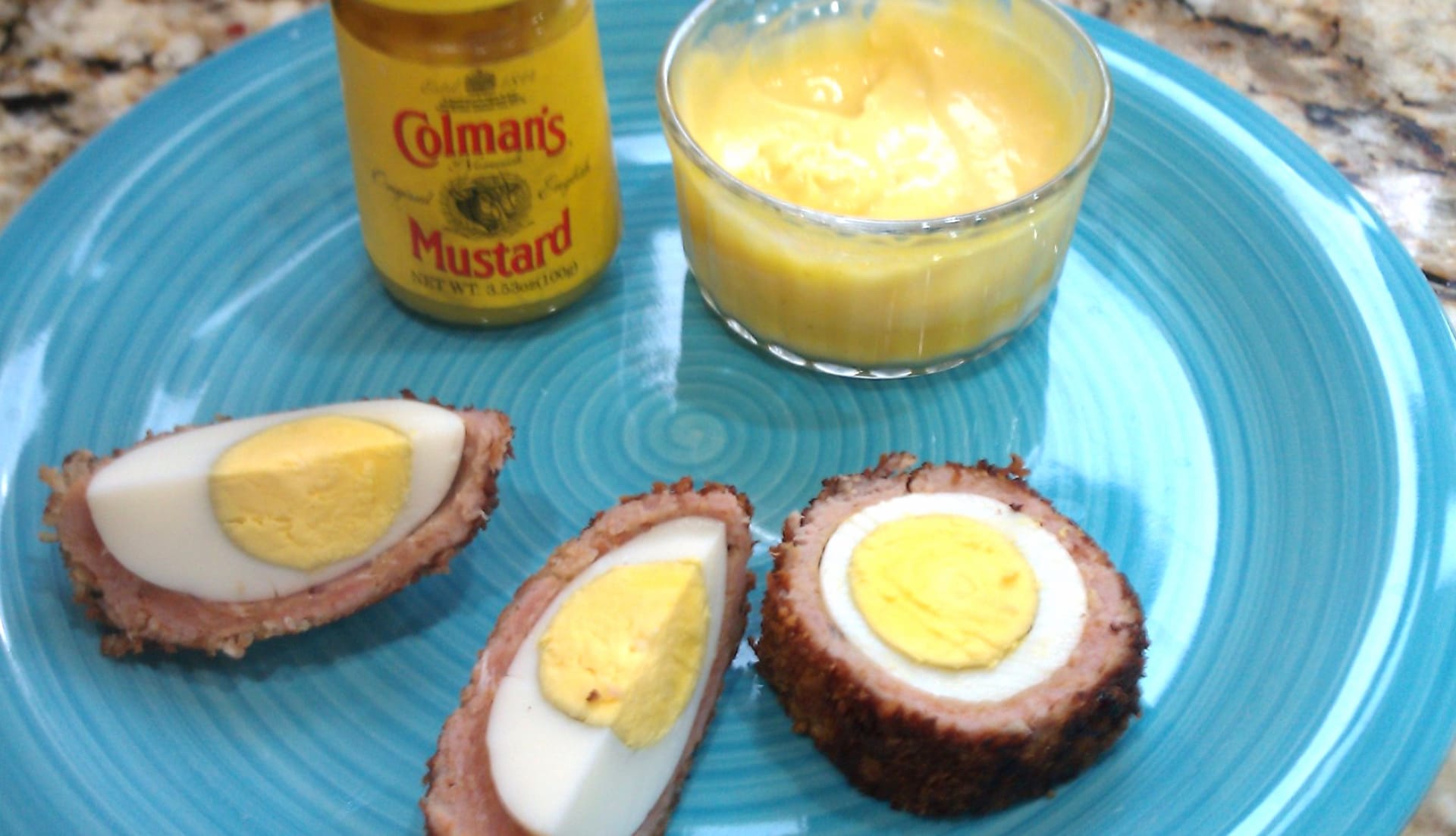 Scotch egg at 1280 x 960 size wallpapers HD quality