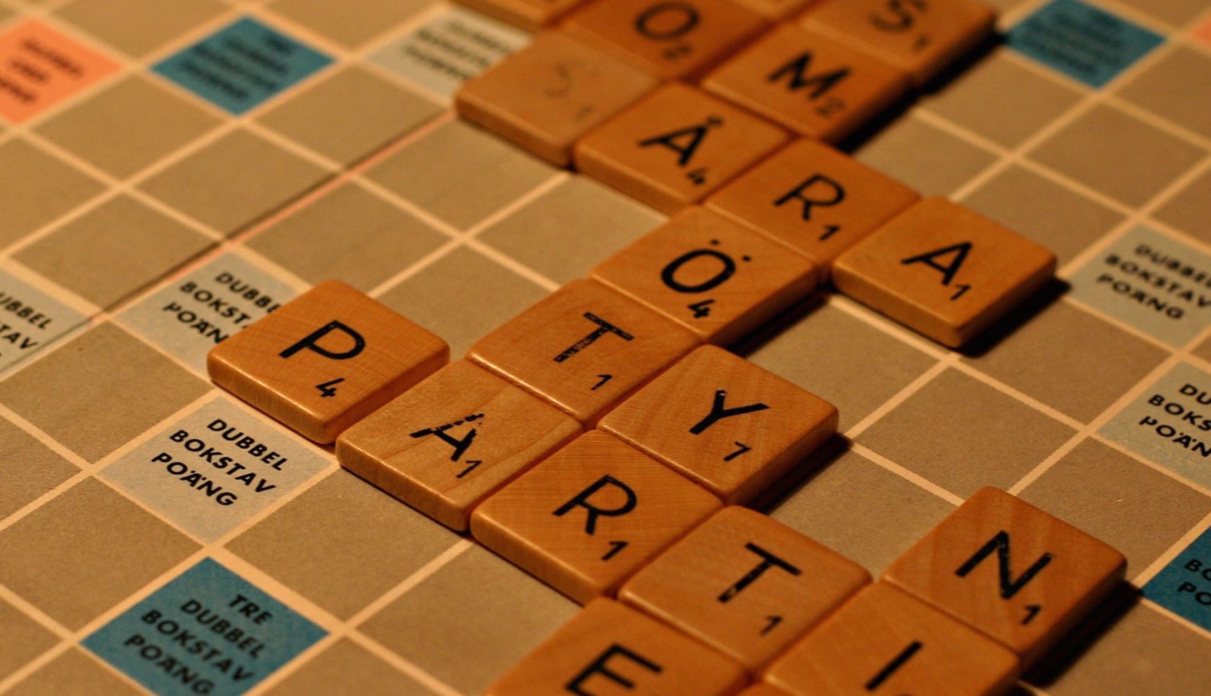 Scrabble at 1152 x 864 size wallpapers HD quality