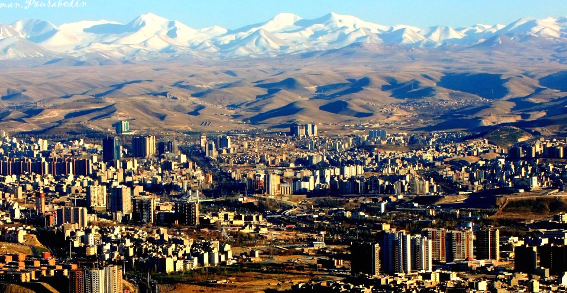 Tabriz at 640 x 960 iPhone 4 size wallpapers HD quality