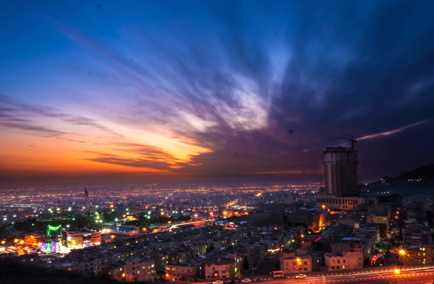 Tehran at 640 x 1136 iPhone 5 size wallpapers HD quality