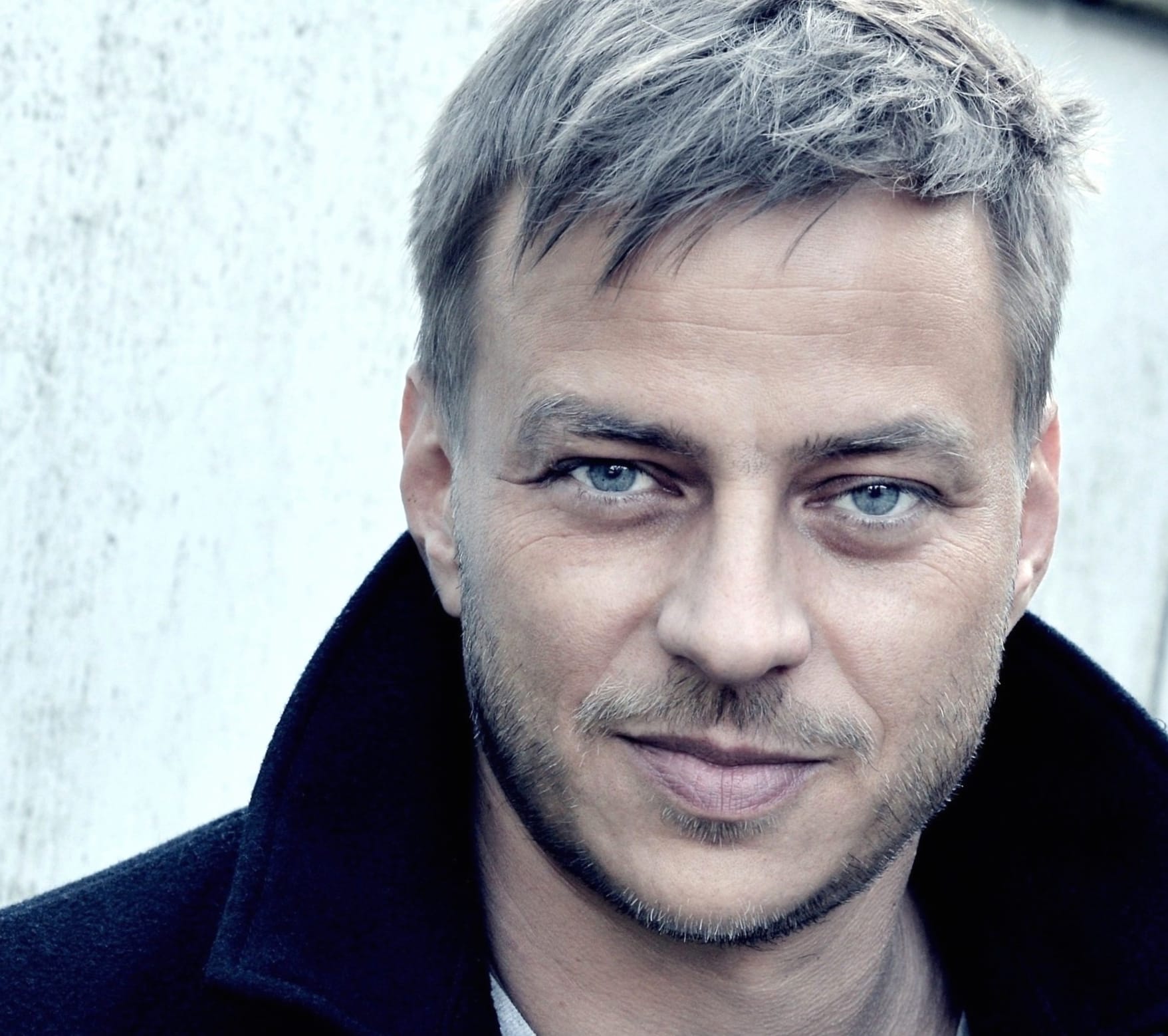 Tom Wlaschiha at 1334 x 750 iPhone 7 size wallpapers HD quality