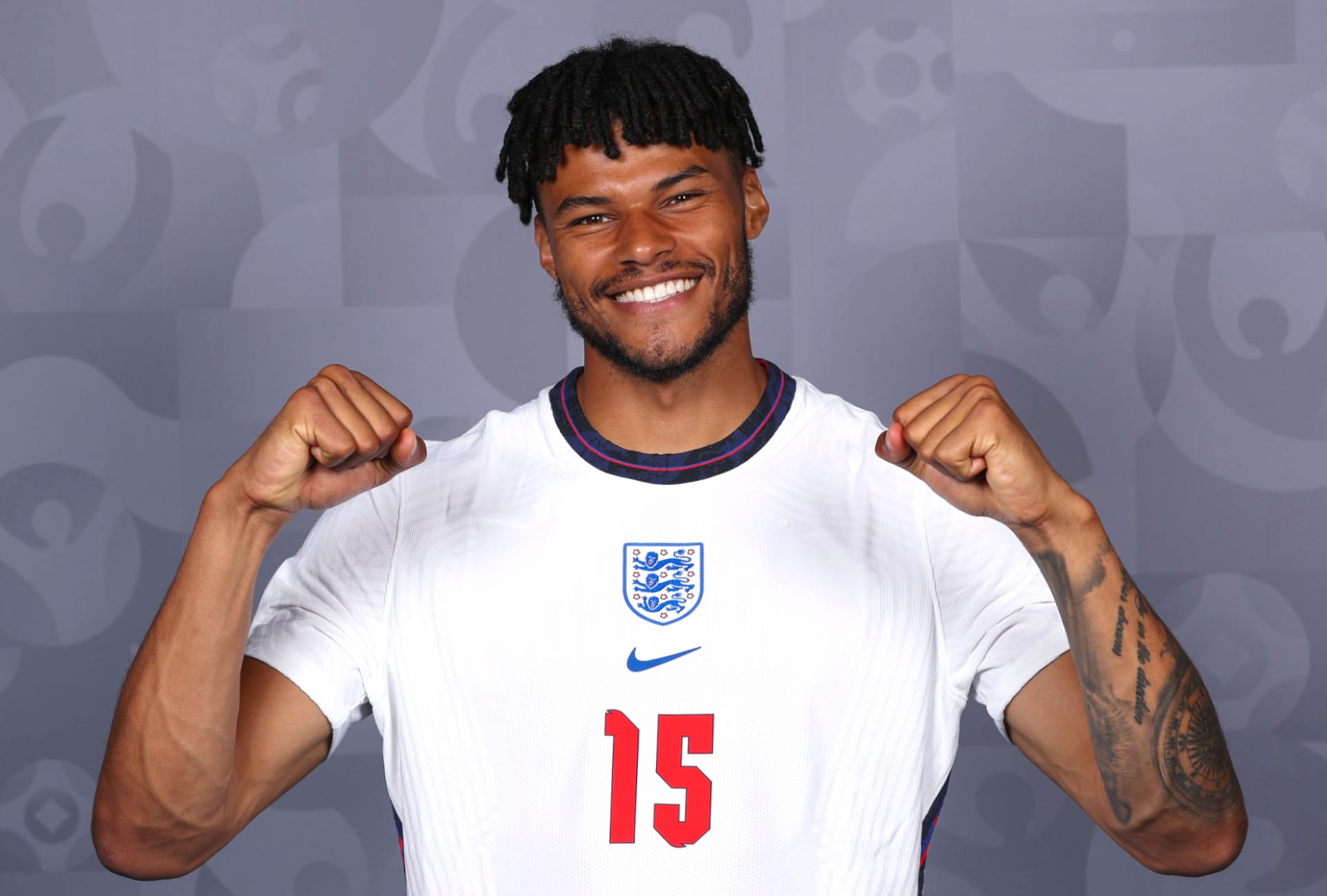 Tyrone Mings at 640 x 1136 iPhone 5 size wallpapers HD quality
