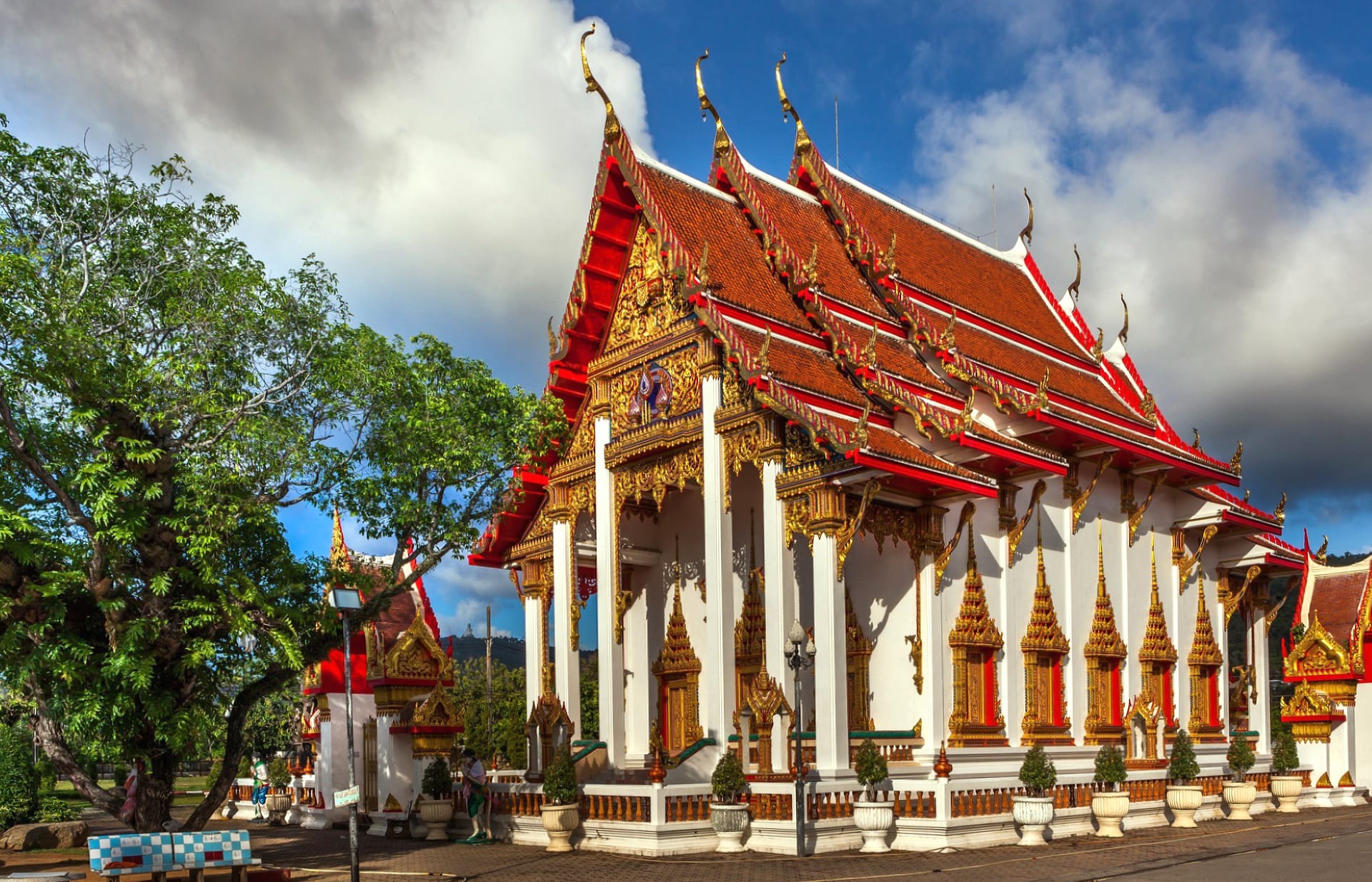 Wat Chalong at 1152 x 864 size wallpapers HD quality