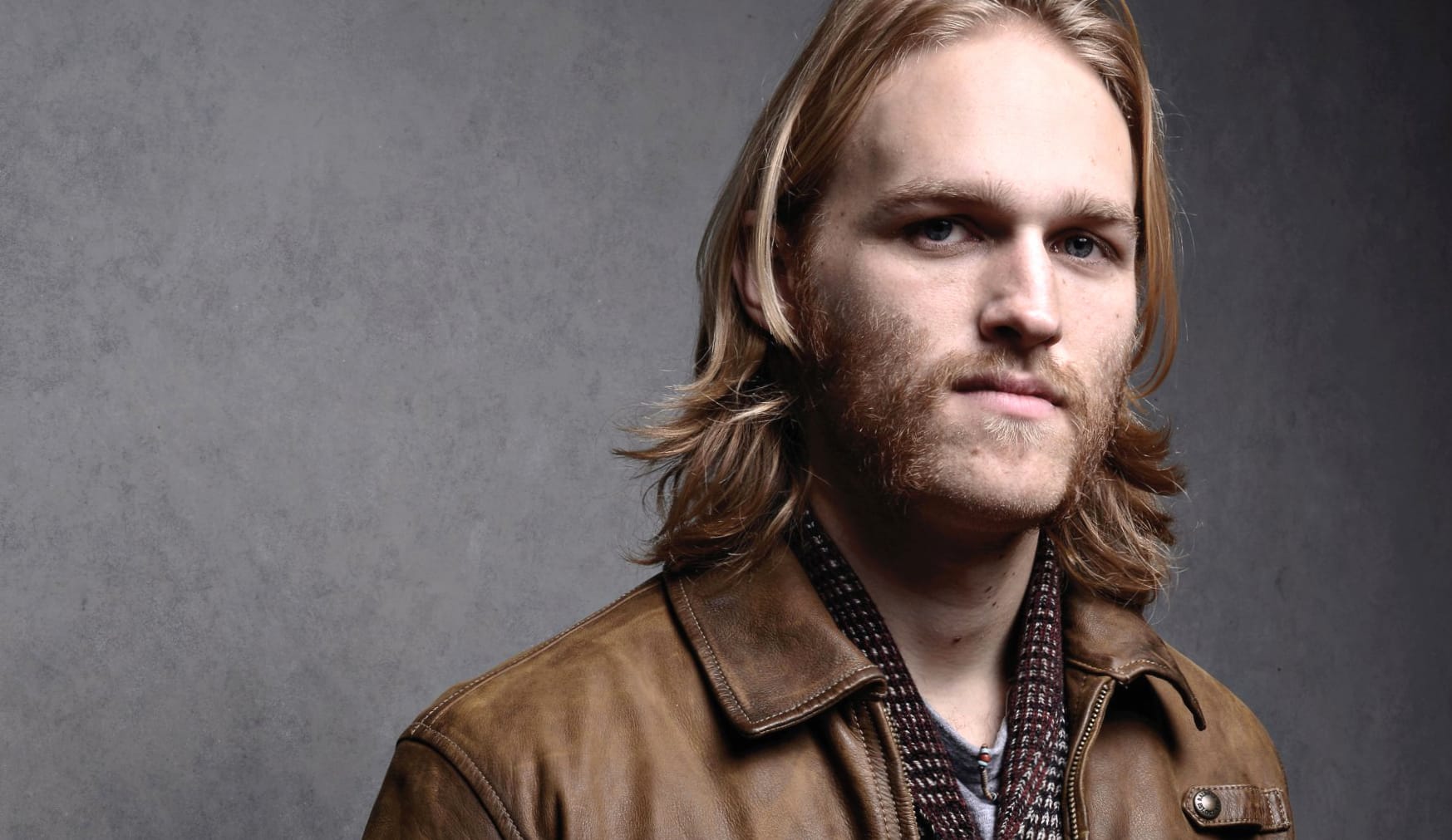 Wyatt Russell at 1334 x 750 iPhone 7 size wallpapers HD quality