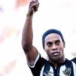 Ronaldinho free wallpapers