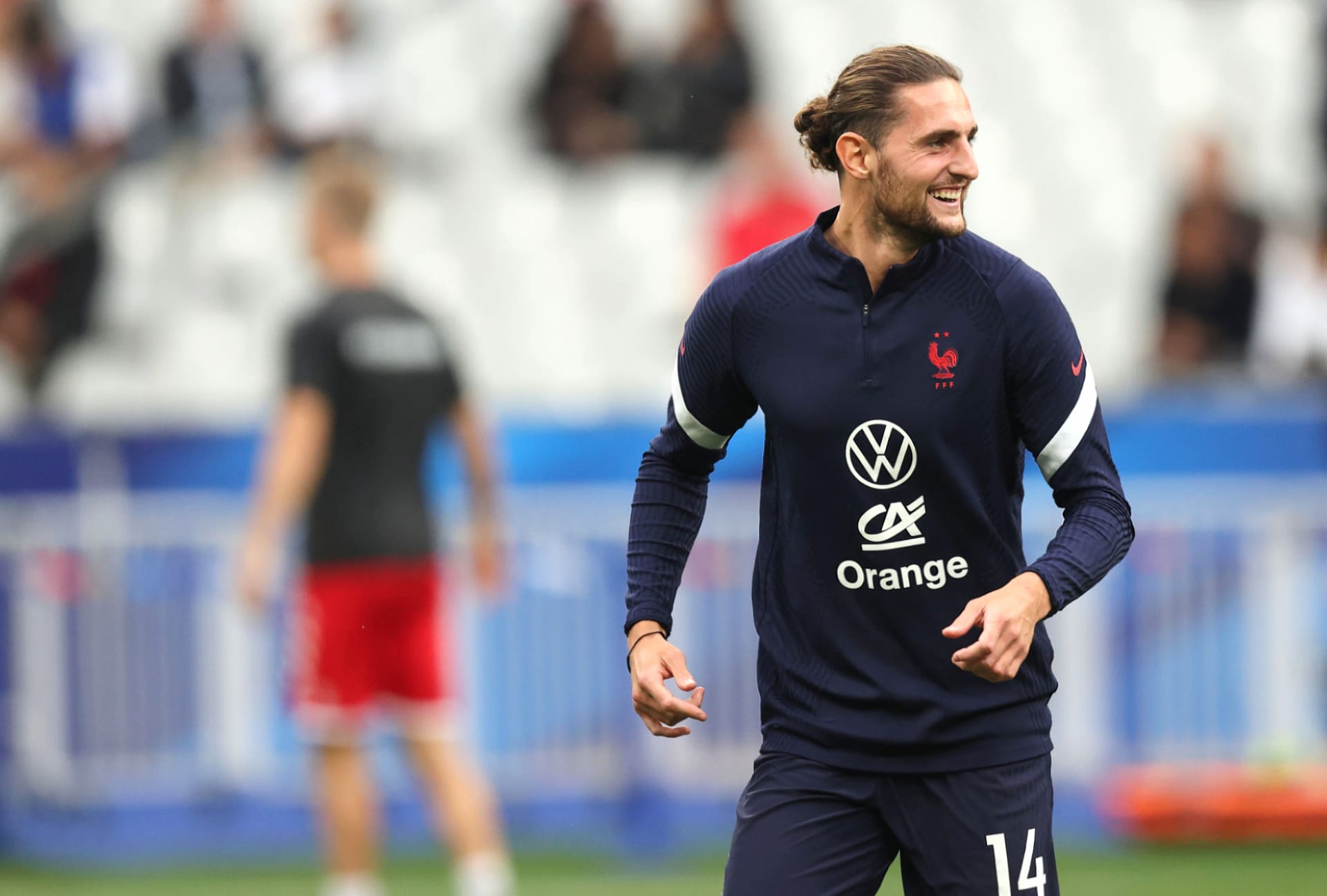 Adrien Rabiot at 2048 x 2048 iPad size wallpapers HD quality