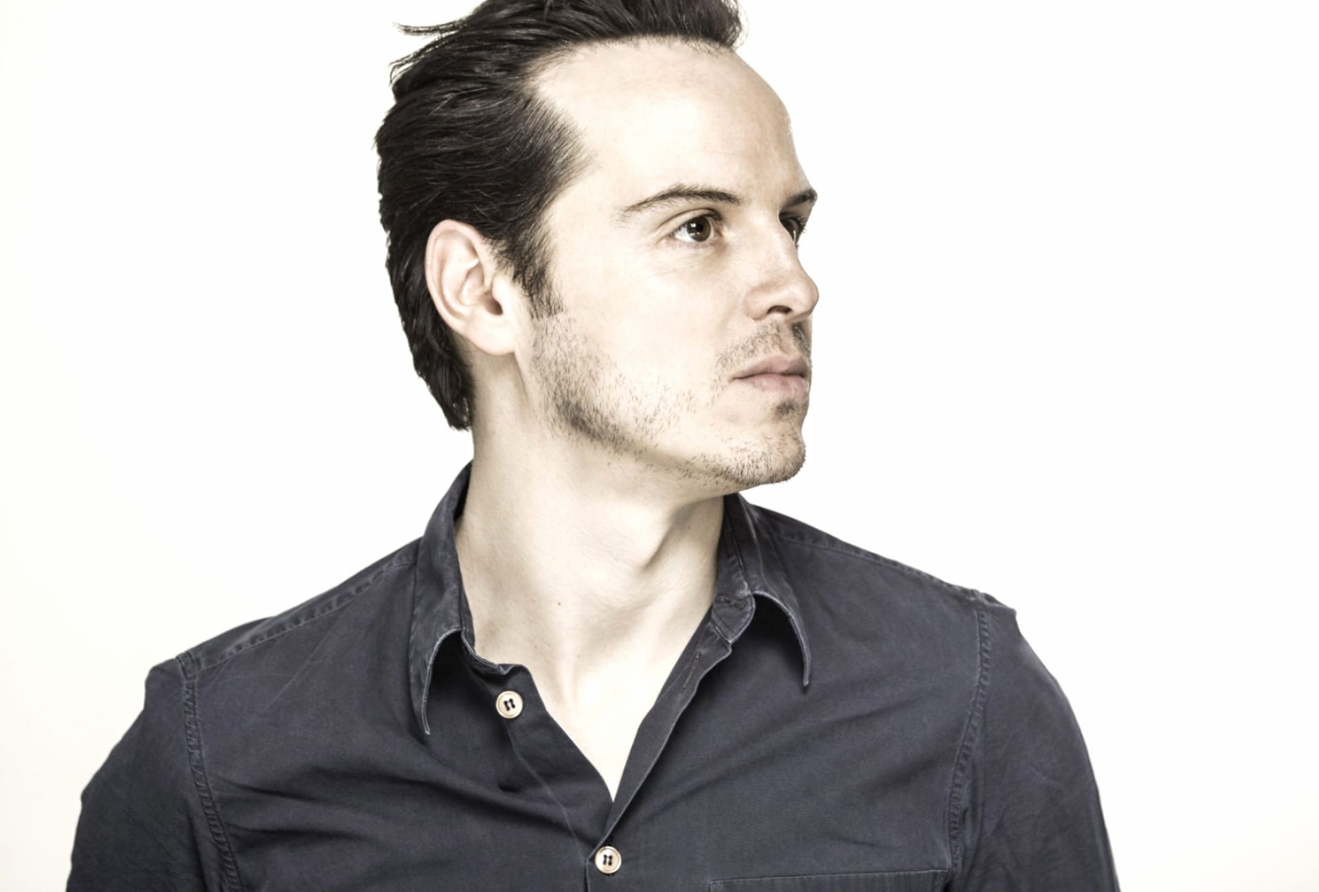 Andrew Scott at 1280 x 960 size wallpapers HD quality