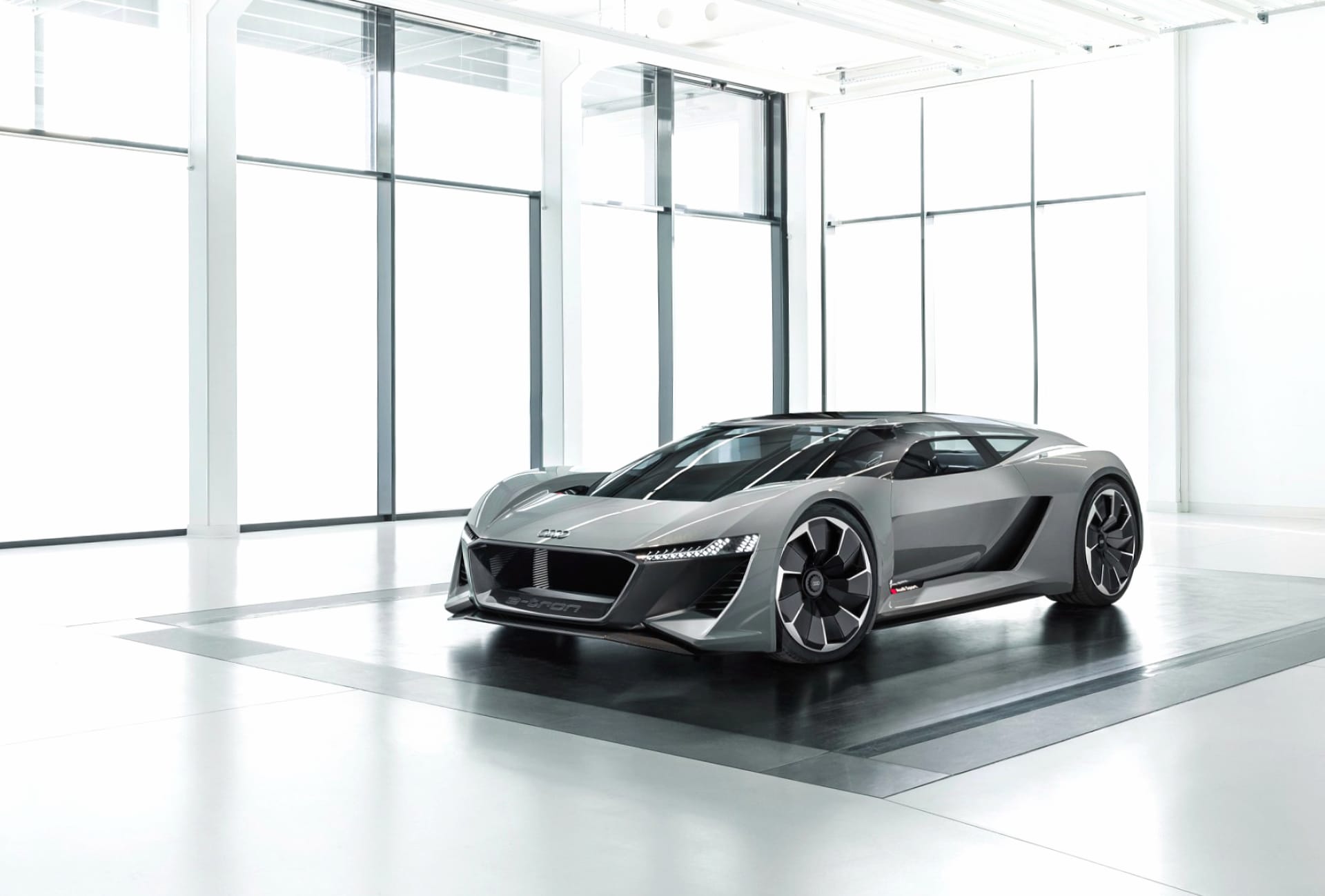 Audi PB18 E-Tron at 320 x 480 iPhone size wallpapers HD quality