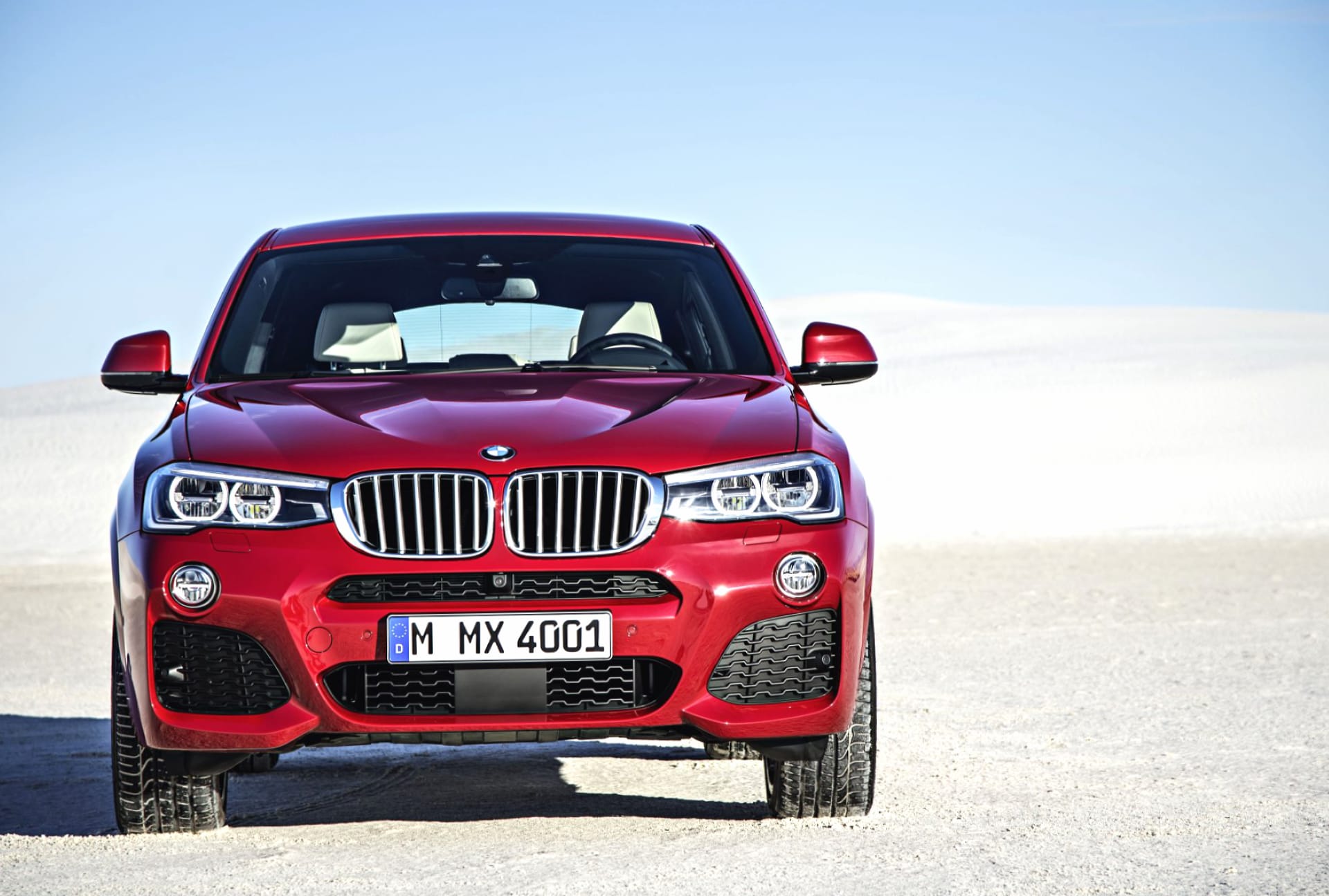 BMW X4 xDrive35i at 640 x 1136 iPhone 5 size wallpapers HD quality