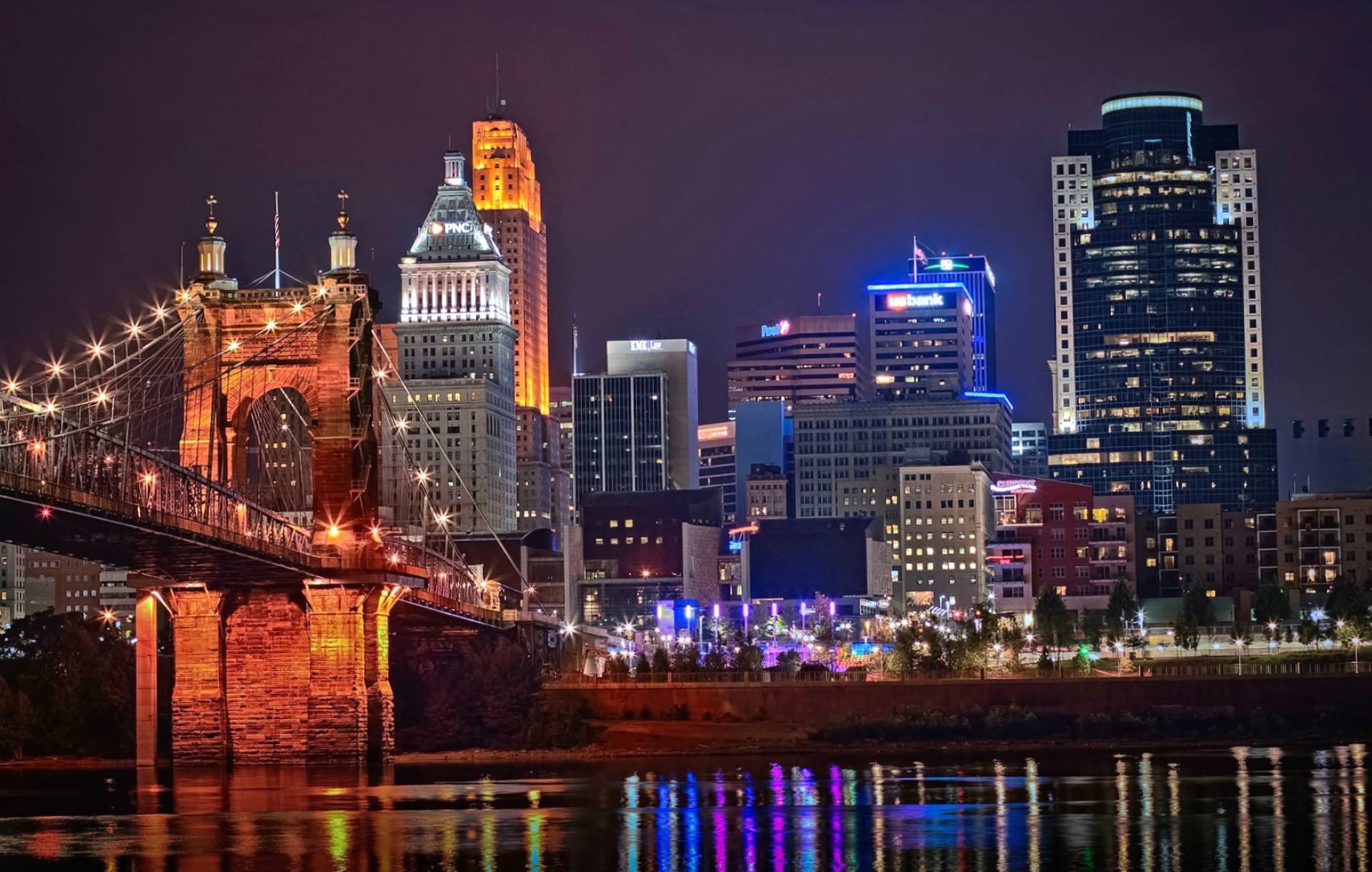 Cincinnati at 320 x 480 iPhone size wallpapers HD quality