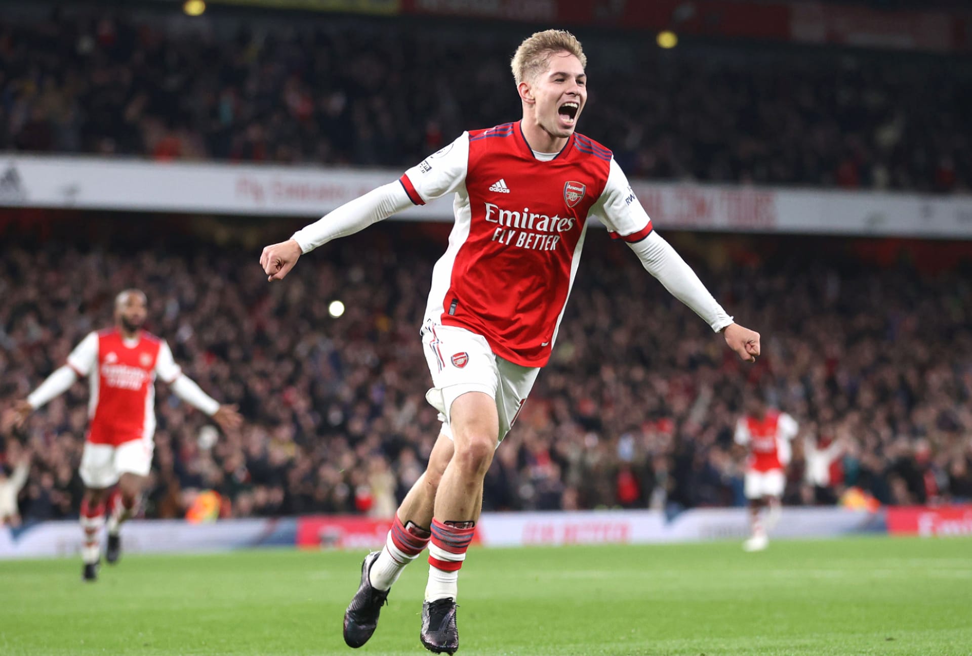 Emile Smith Rowe at 640 x 1136 iPhone 5 size wallpapers HD quality