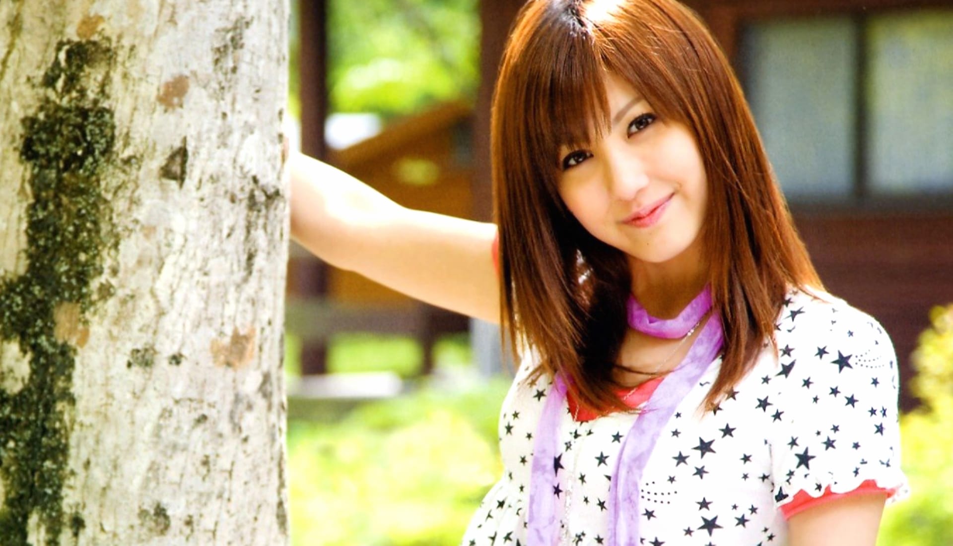 Erika Umeda at 640 x 960 iPhone 4 size wallpapers HD quality