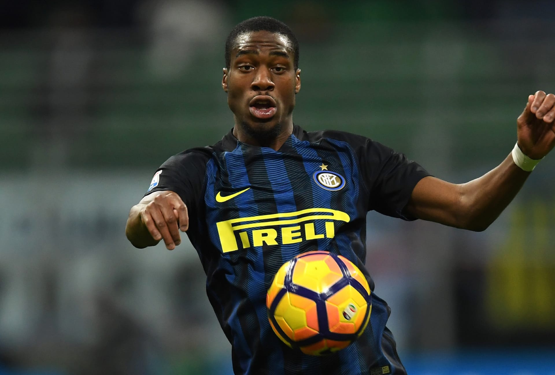 Geoffrey Kondogbia at 320 x 480 iPhone size wallpapers HD quality