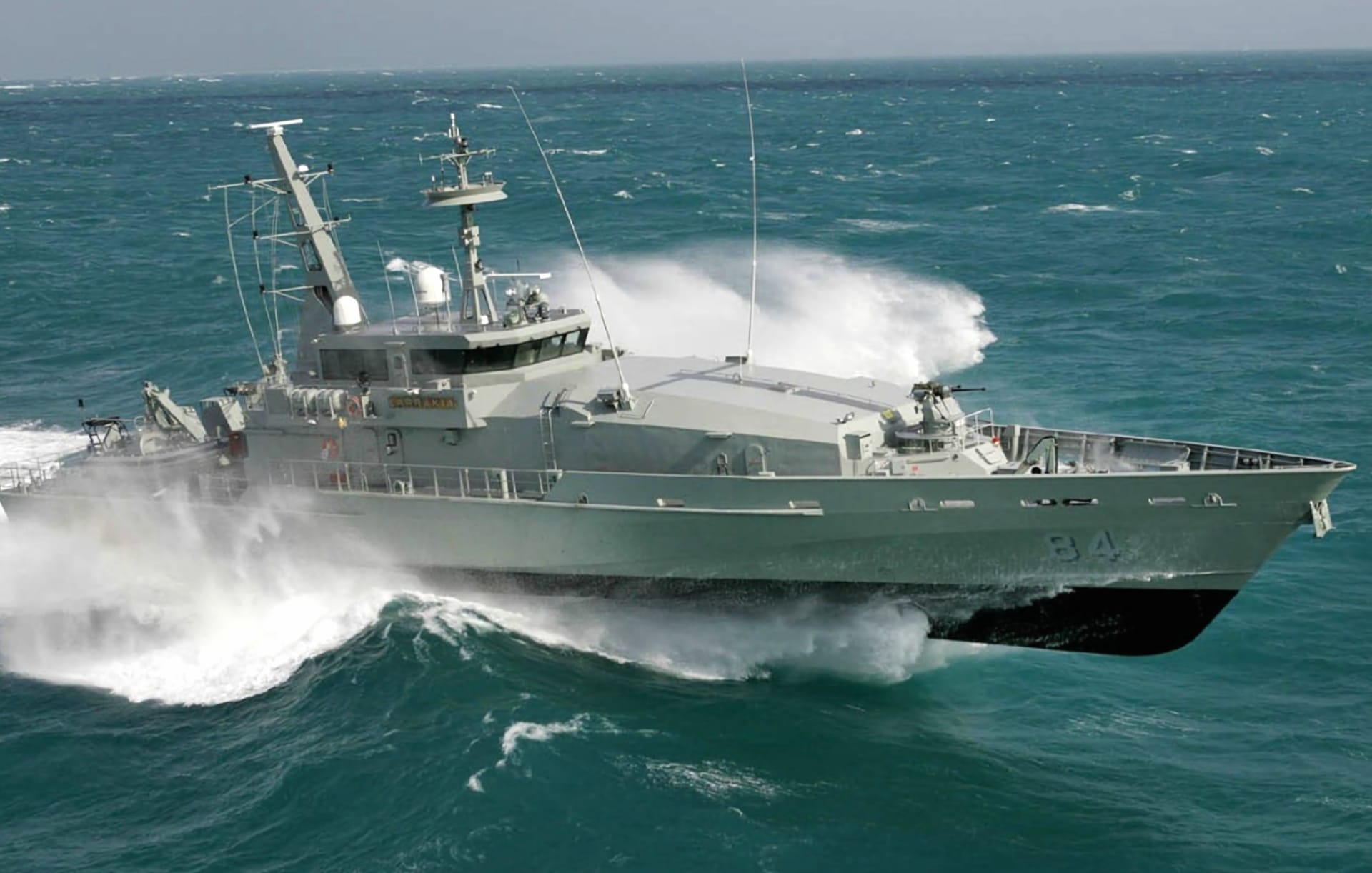 HMAS Larrakia (ACPB 84) at 1600 x 1200 size wallpapers HD quality