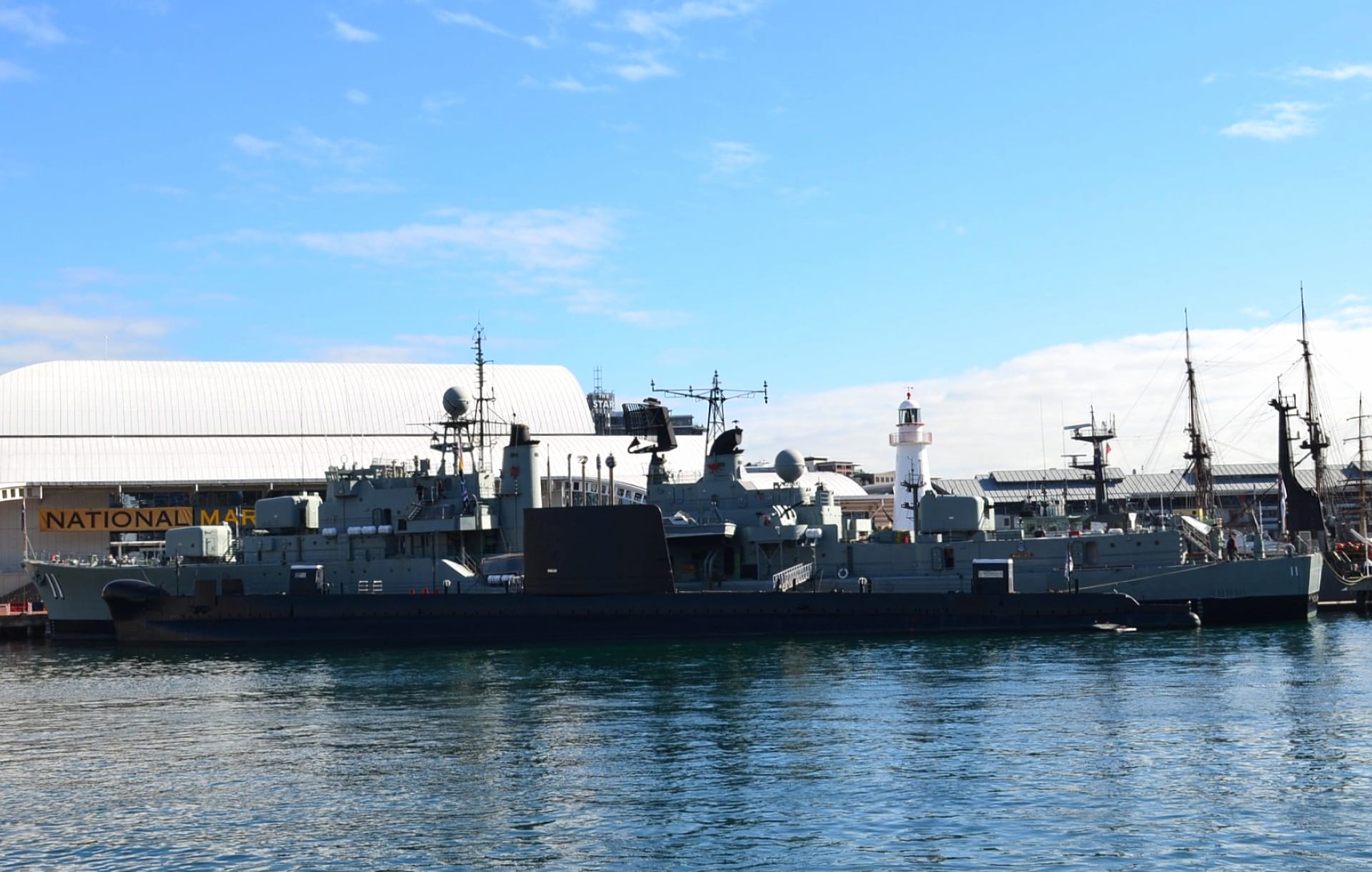 HMAS Vampire (D11) at 640 x 1136 iPhone 5 size wallpapers HD quality