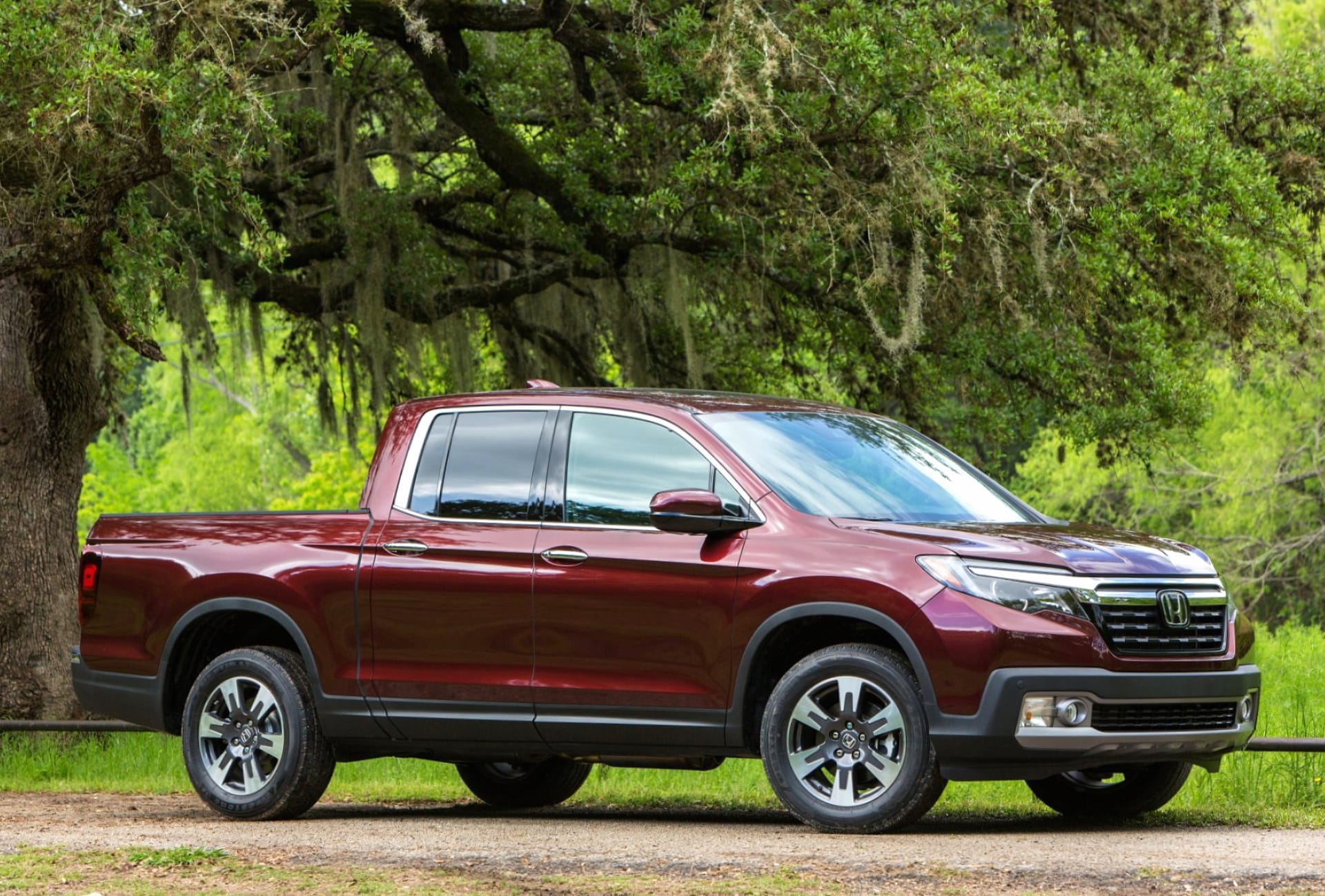 Honda Ridgeline at 640 x 1136 iPhone 5 size wallpapers HD quality