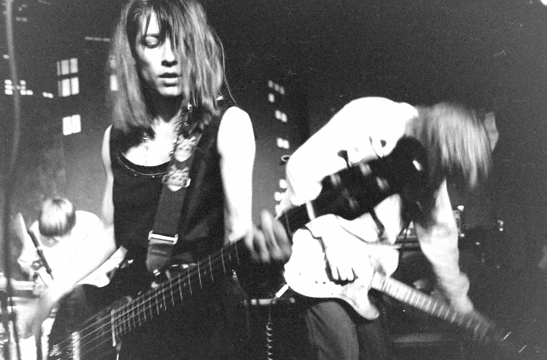 Kim Gordon at 640 x 1136 iPhone 5 size wallpapers HD quality