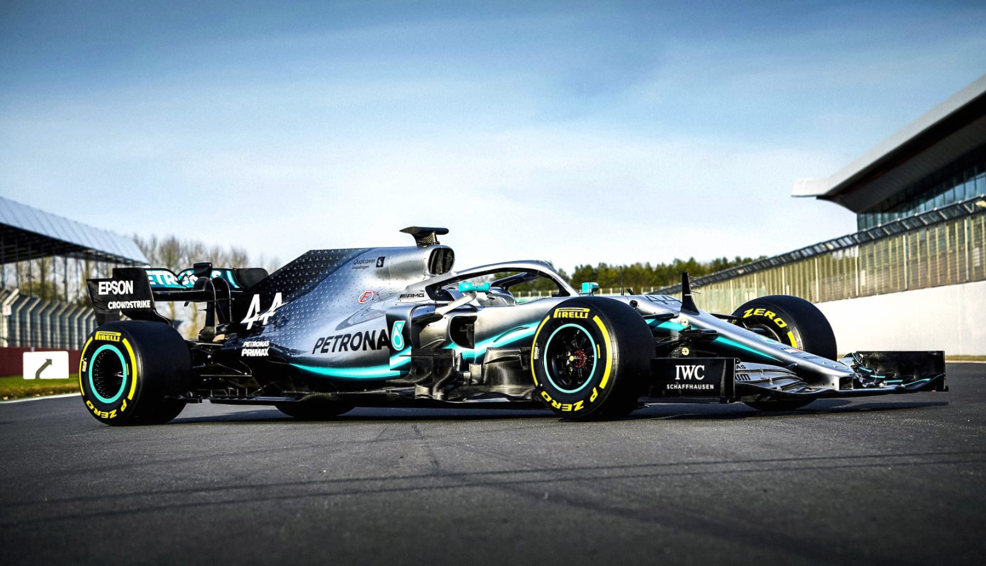 Mercedes-AMG F1 W10 at 1280 x 960 size wallpapers HD quality