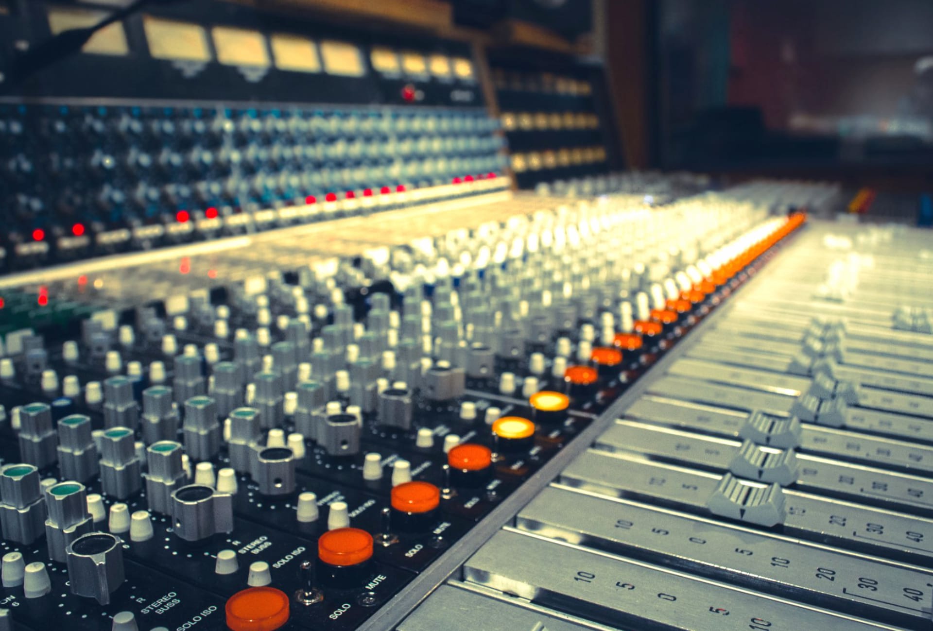 Mixing Console at 1024 x 1024 iPad size wallpapers HD quality