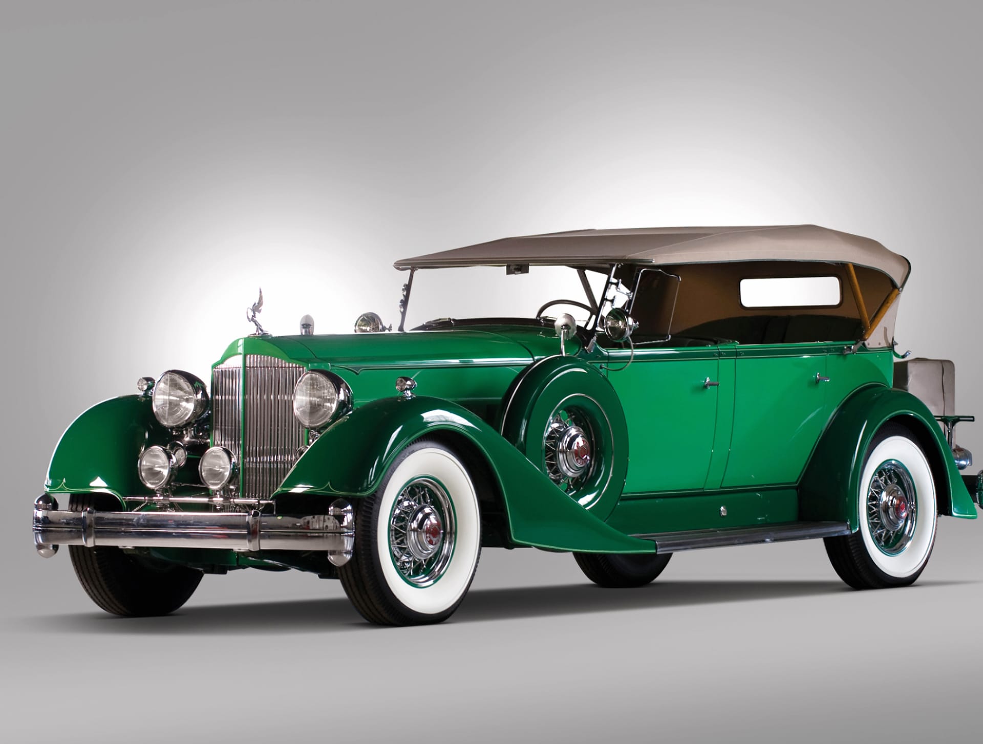 Packard Twelve at 750 x 1334 iPhone 6 size wallpapers HD quality