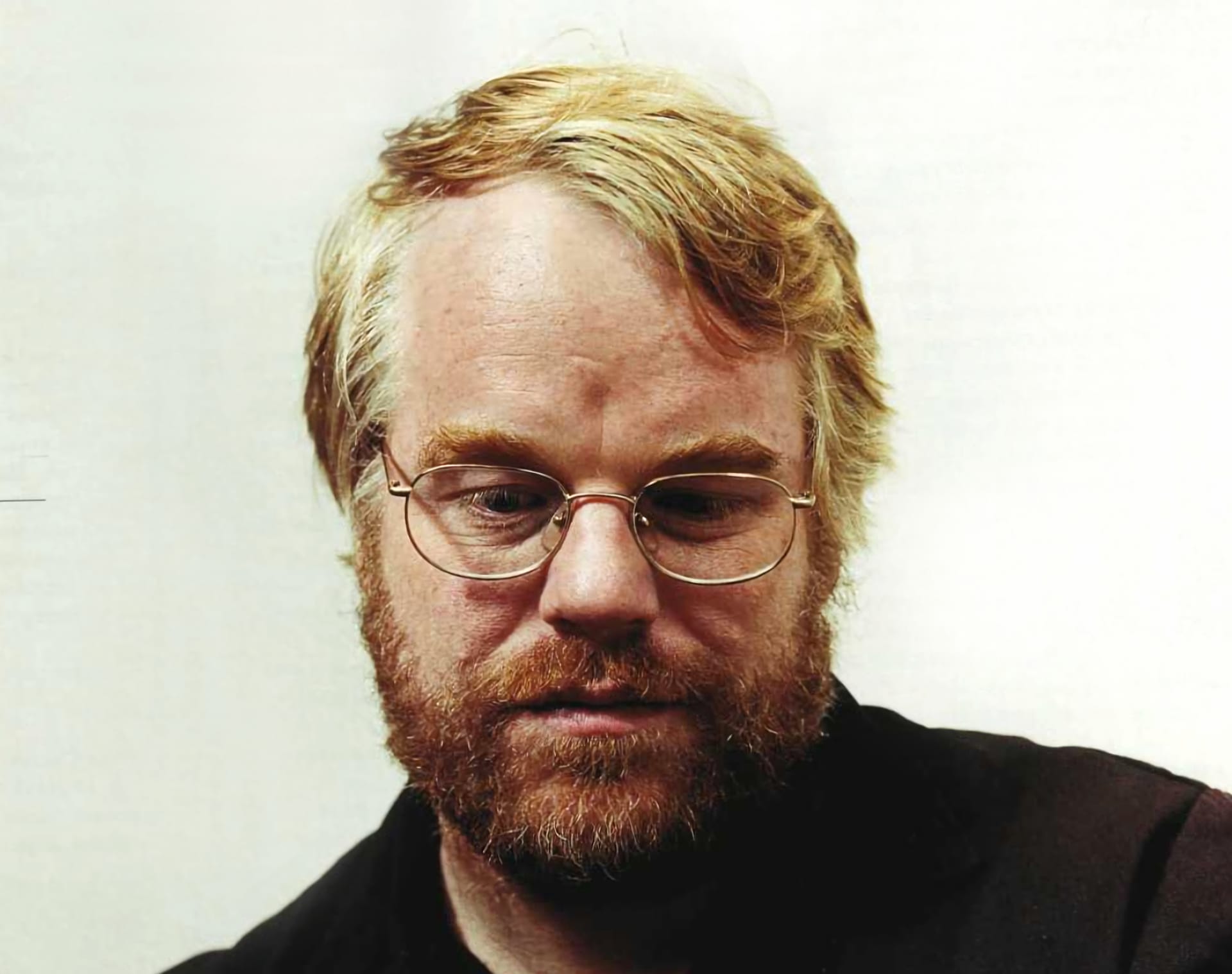 Philip Seymour Hoffman at 640 x 960 iPhone 4 size wallpapers HD quality