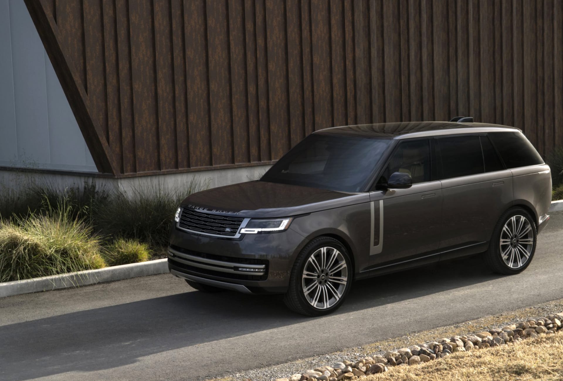 Range Rover SE P400 at 1024 x 1024 iPad size wallpapers HD quality