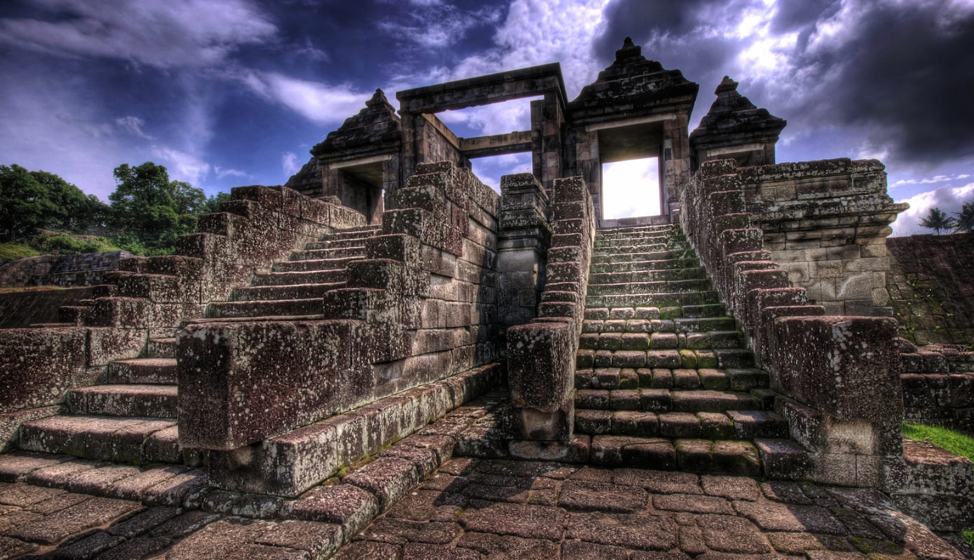 Ratu Boko at 1600 x 1200 size wallpapers HD quality