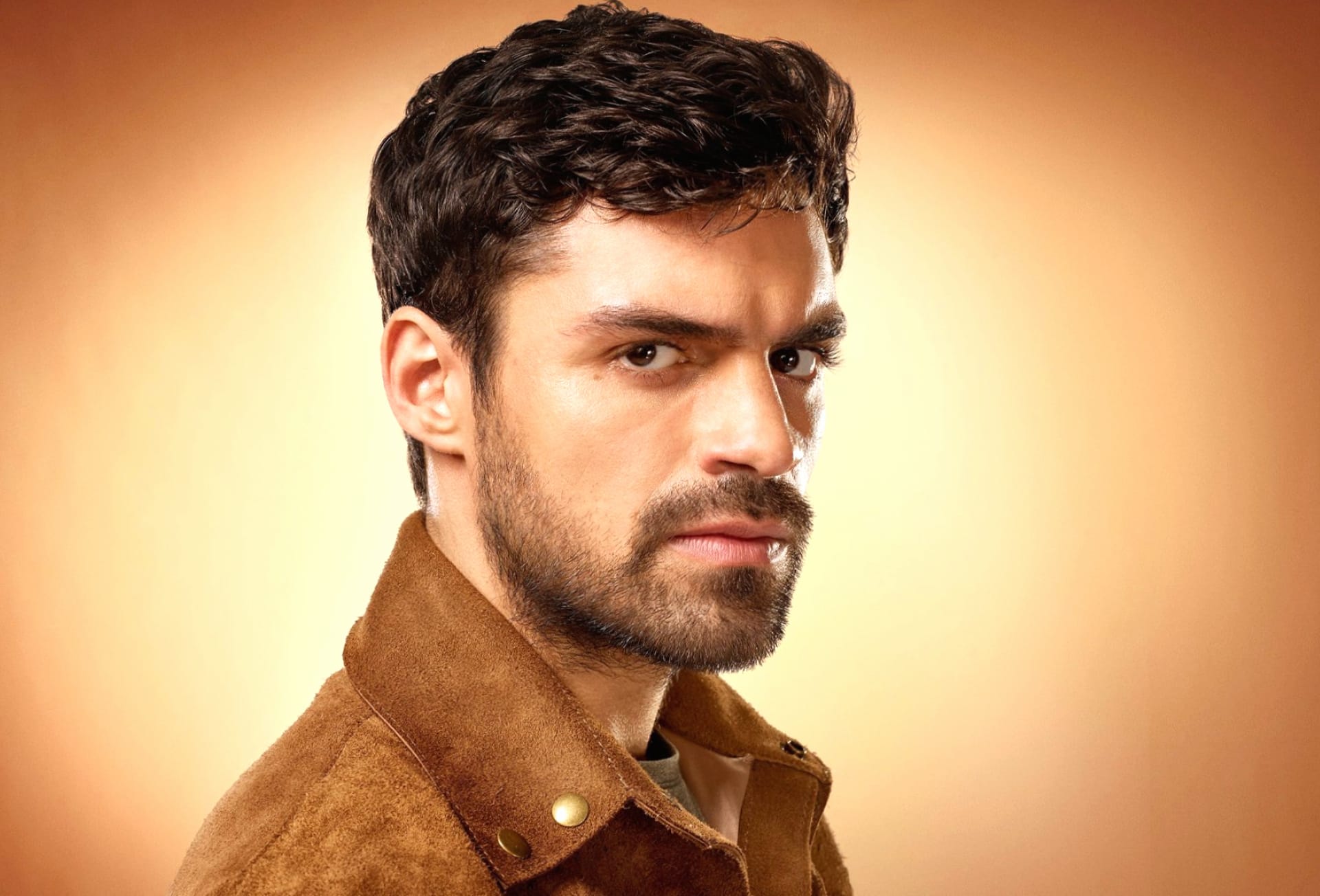 Sean Teale at 1152 x 864 size wallpapers HD quality
