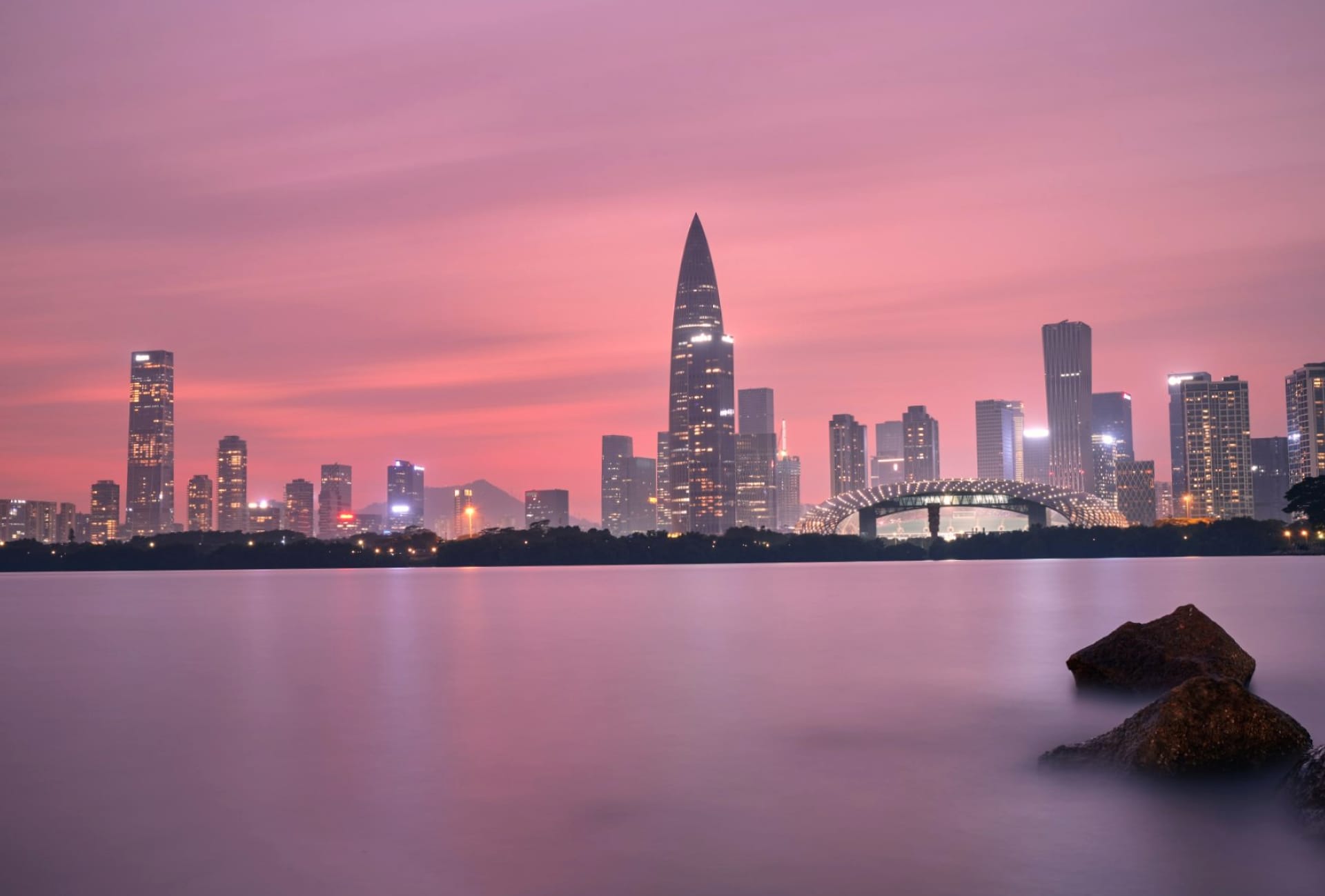 Shenzhen at 1024 x 1024 iPad size wallpapers HD quality
