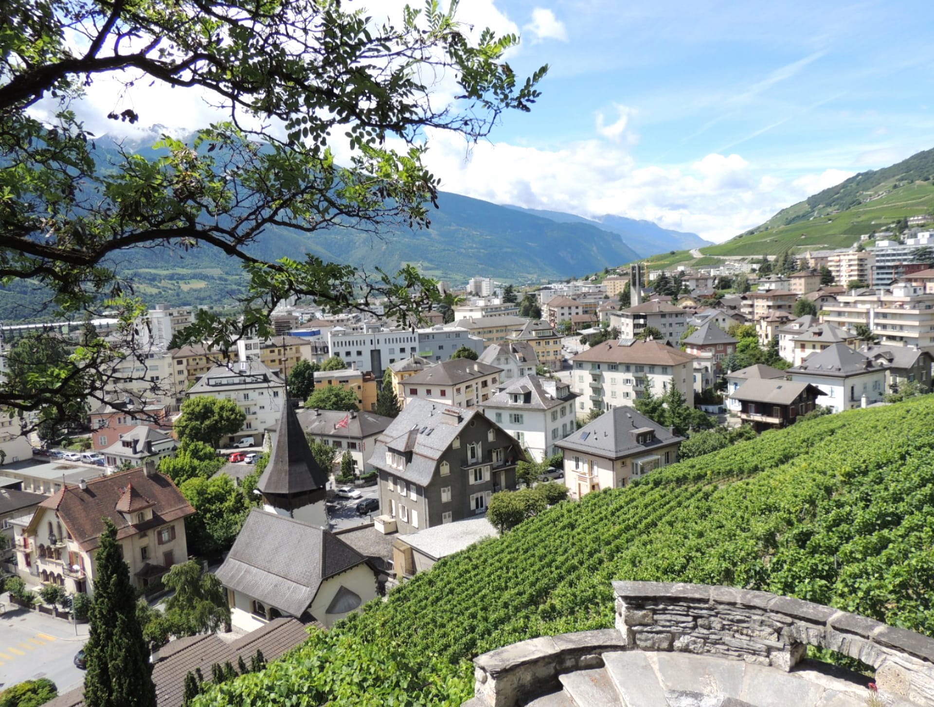Sierre at 320 x 480 iPhone size wallpapers HD quality