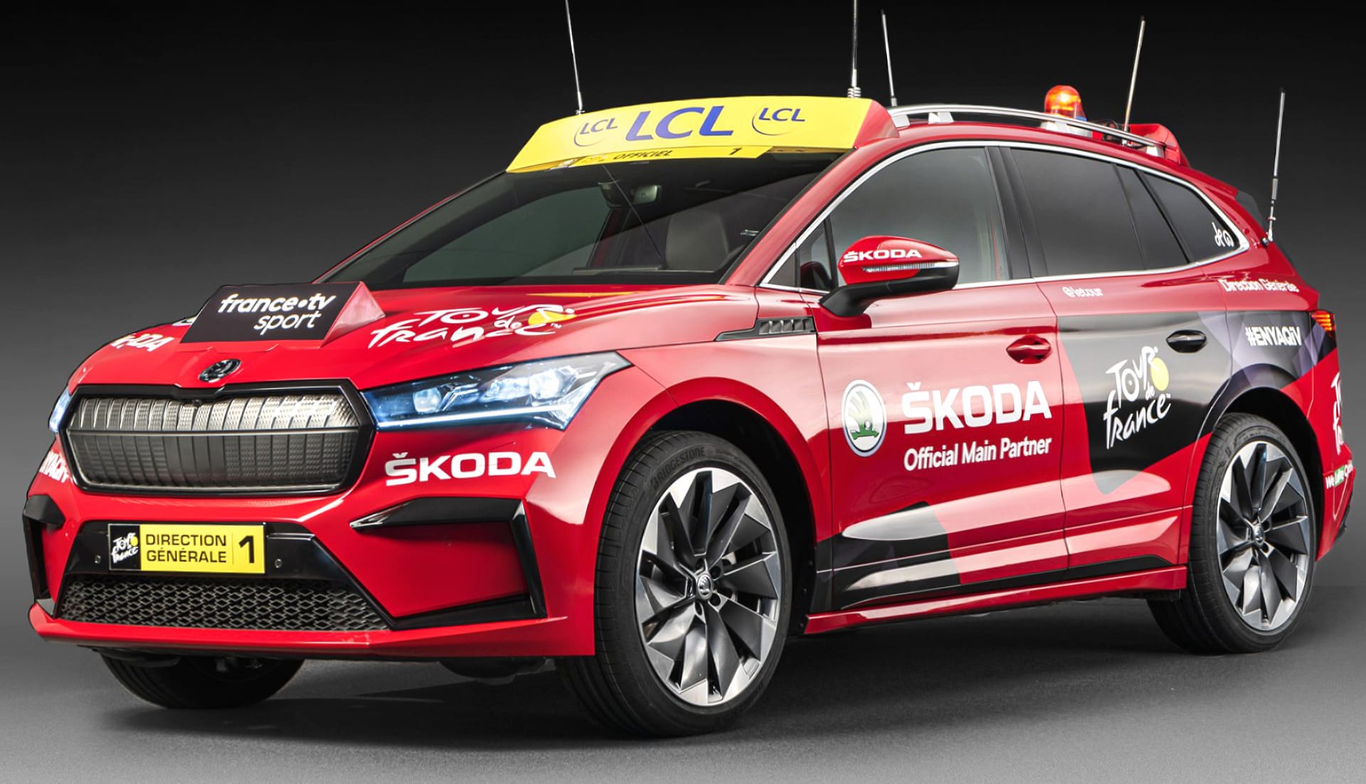 Skoda Enyaq iV Tour de France Lead Vehicle at 1334 x 750 iPhone 7 size wallpapers HD quality